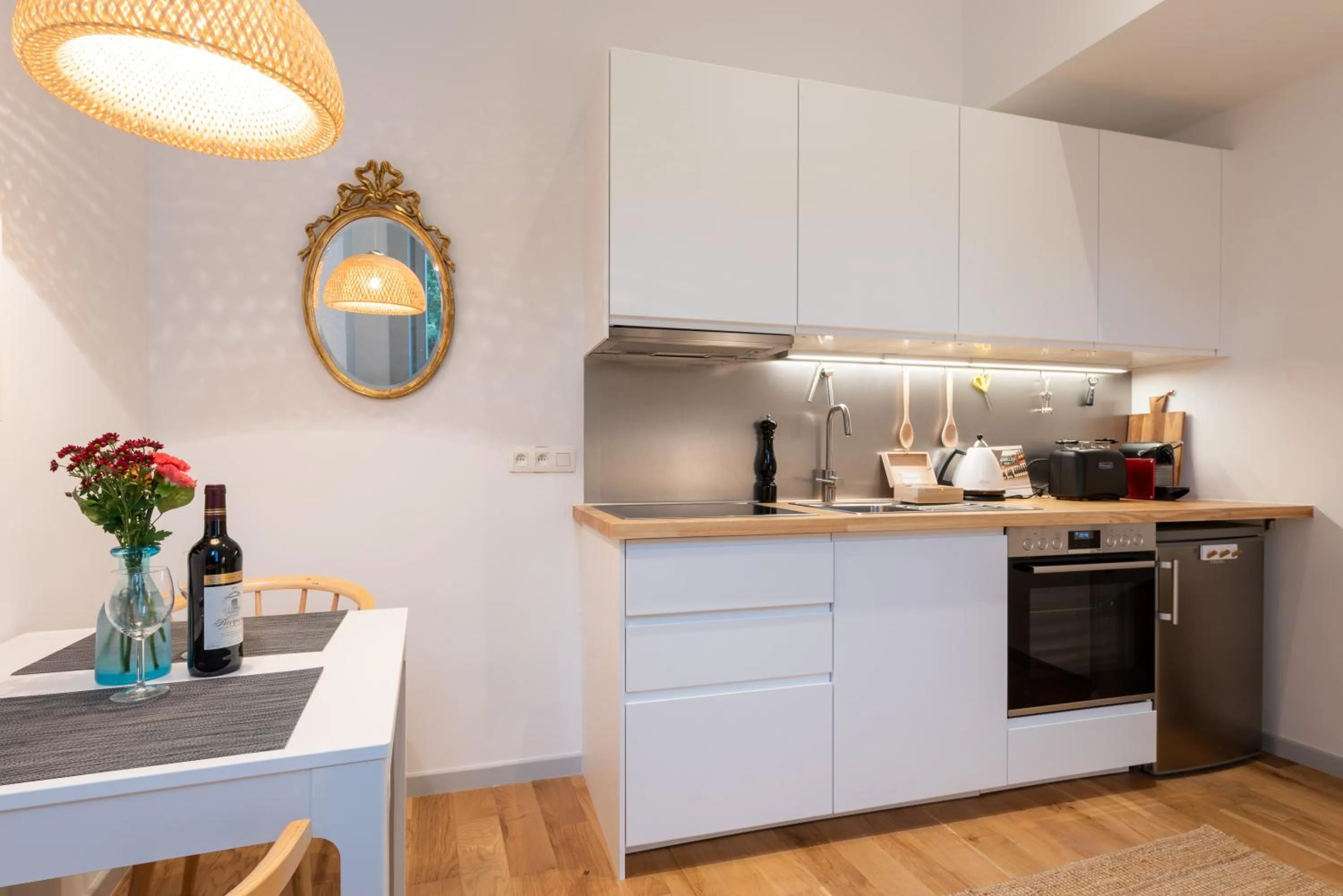 Kitchen or kitchenette in Newton Boutique Hotel Residences - Brussels EU Area