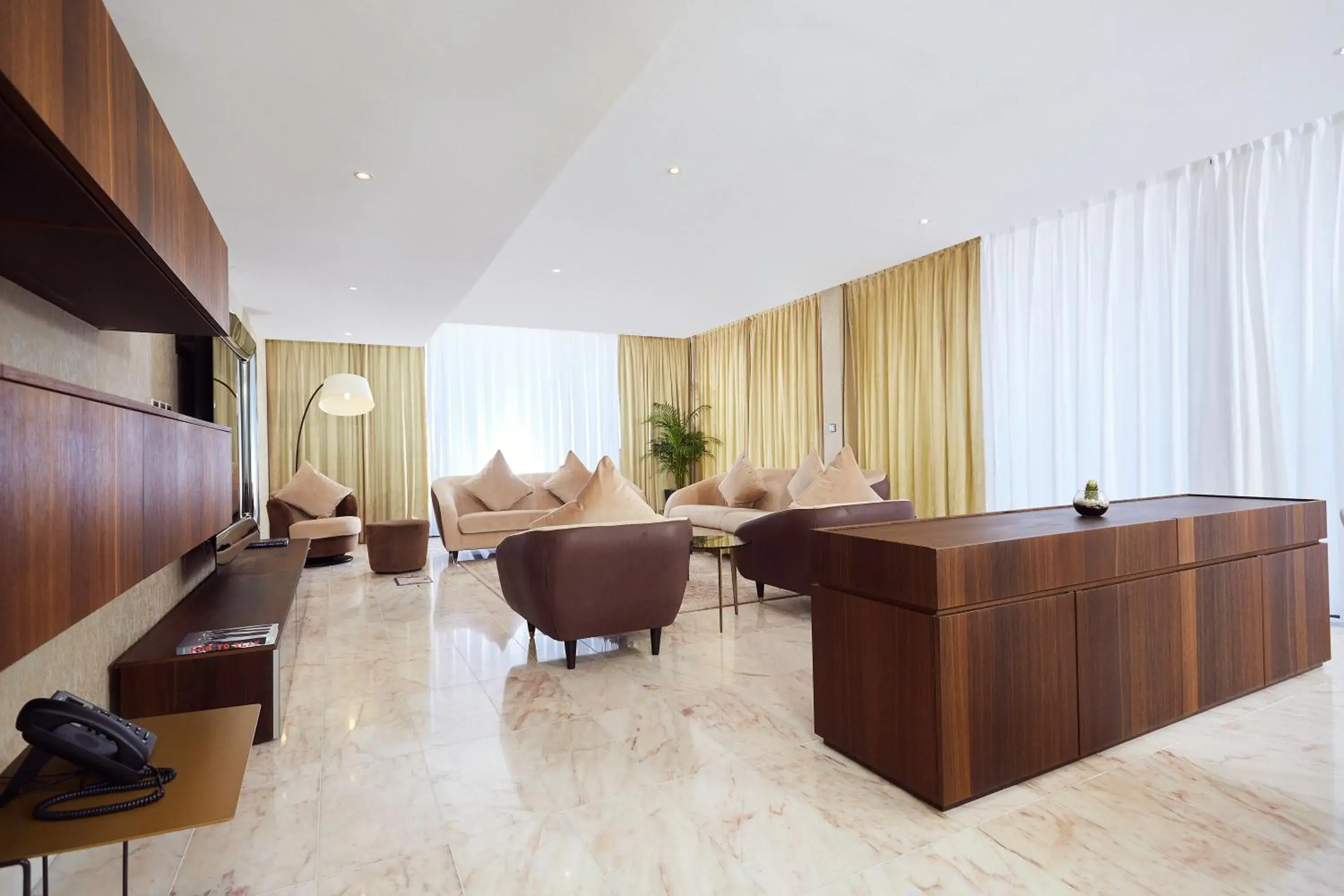 Living room in Bel Air Crest Hotel & Suites Living room in Bel Air Crest Hotel & Suites