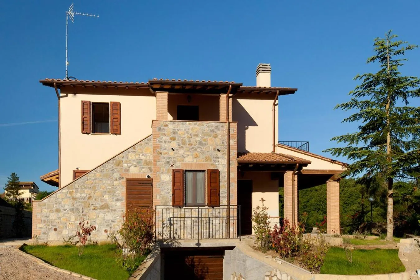 Facade/entrance in Resort Umbria Spa