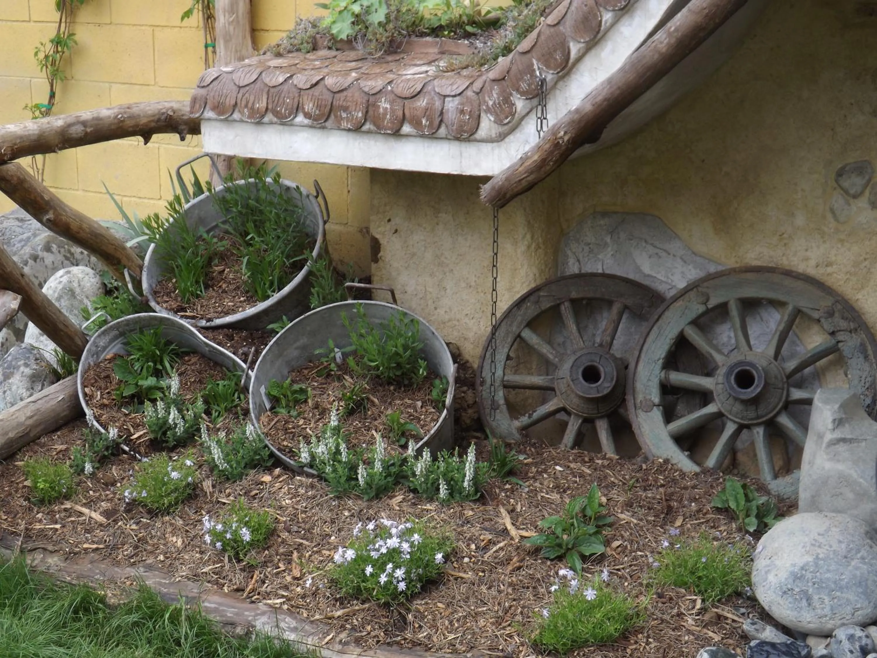 Garden view in B&B Pervinca