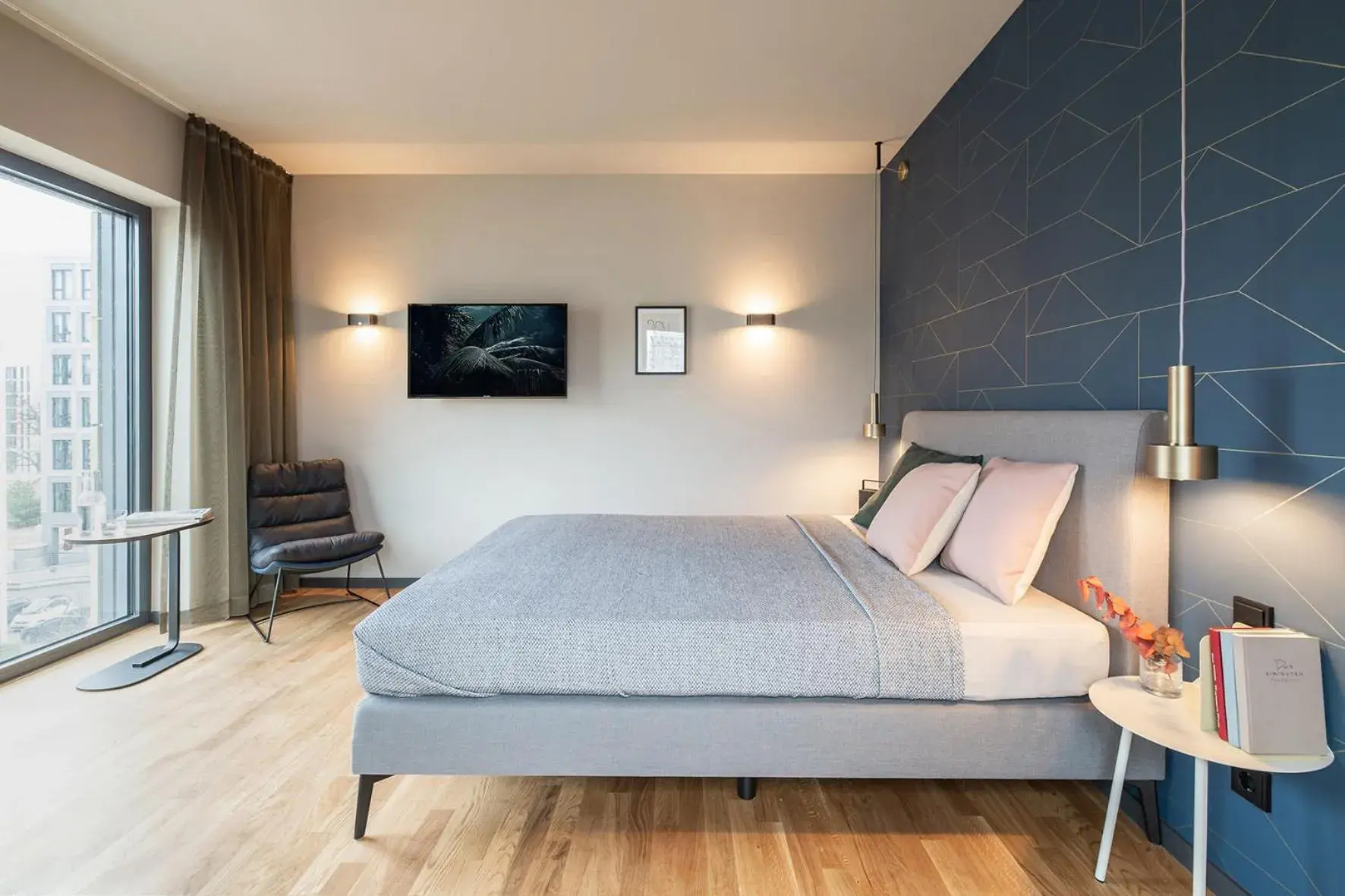 Photo of the whole room, Bed in ipartment Frankfurt Airport Photo of the whole room, Bed in ipartment Frankfurt Airport