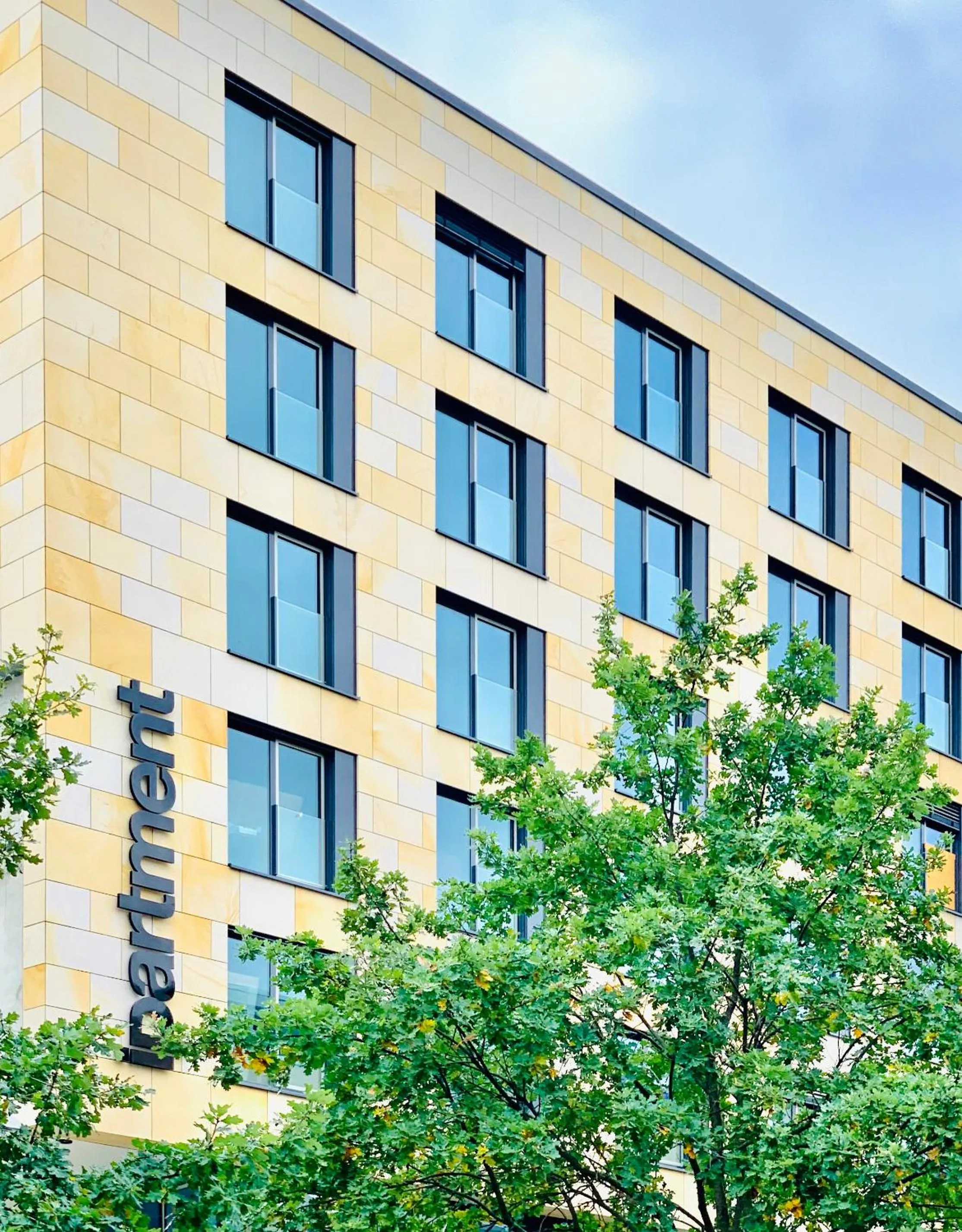 Property building in ipartment Frankfurt Airport