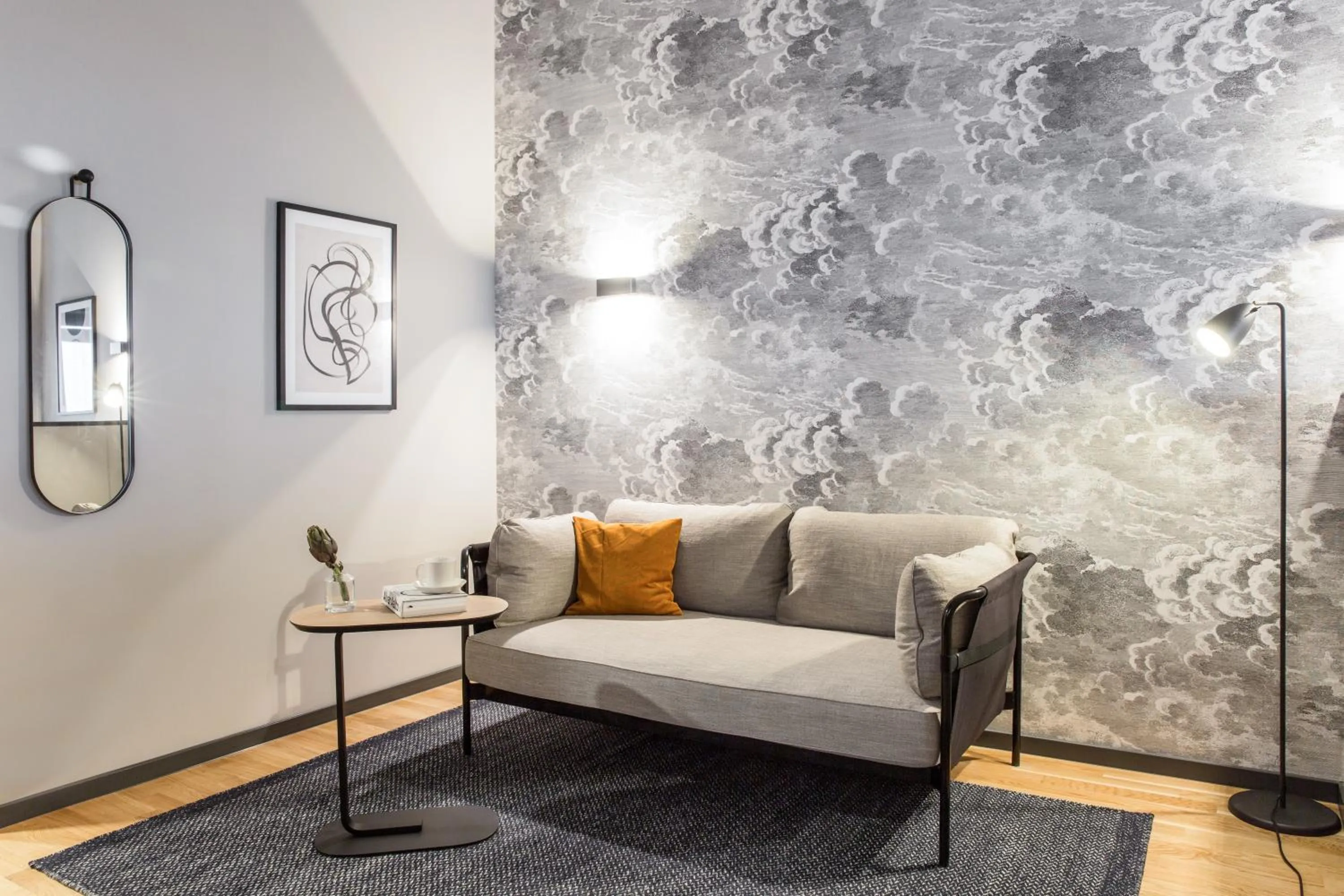 Seating area in ipartment Frankfurt Airport