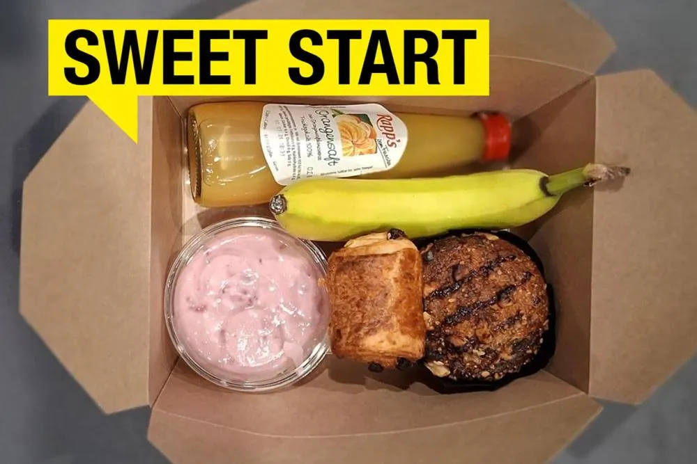 Breakfast in ipartment Frankfurt Airport