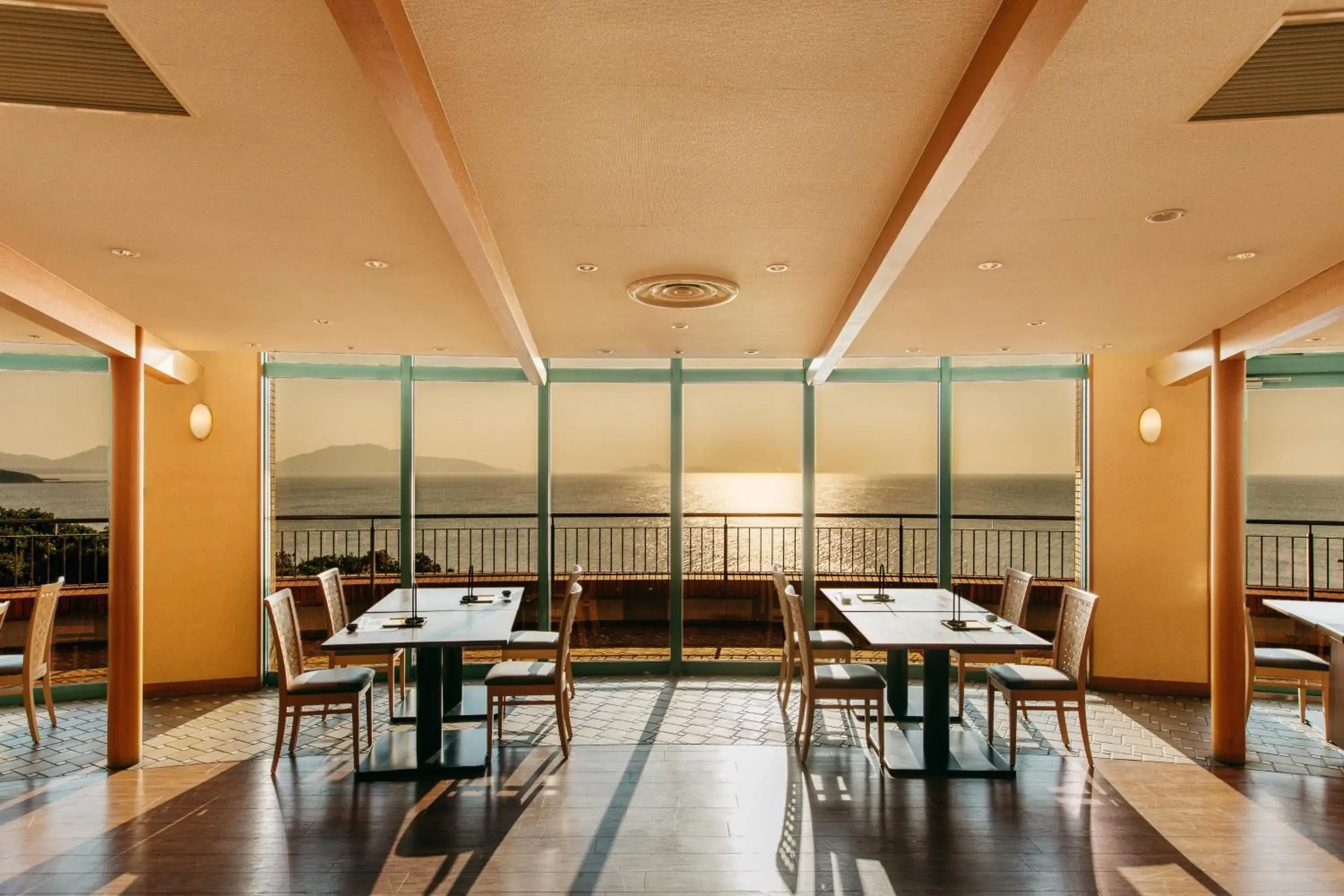 Restaurant/places to eat in KAMENOI HOTEL Genkainada Restaurant/places to eat in KAMENOI HOTEL Genkainada