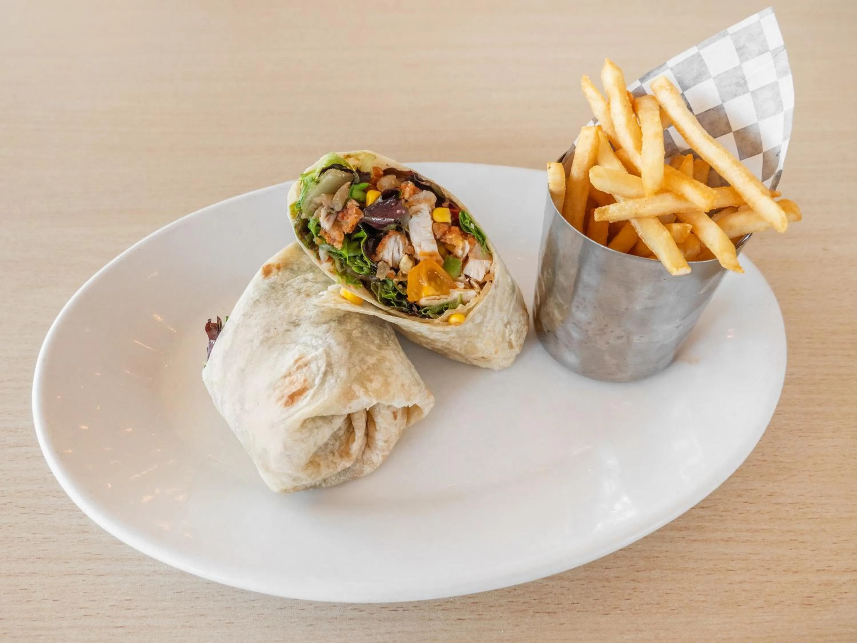 Restaurant/places to eat in Safari Inn, a Coast Hotel