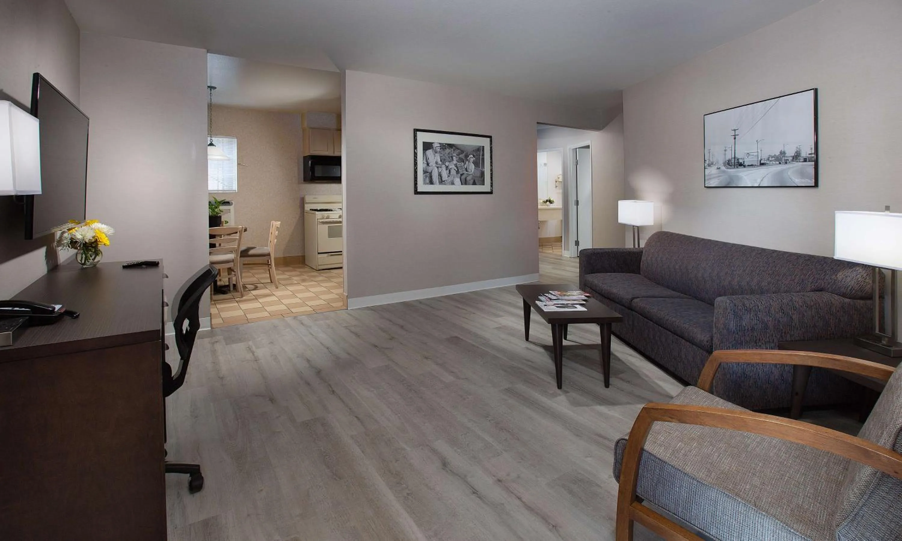 Photo of the whole room in Safari Inn, a Coast Hotel