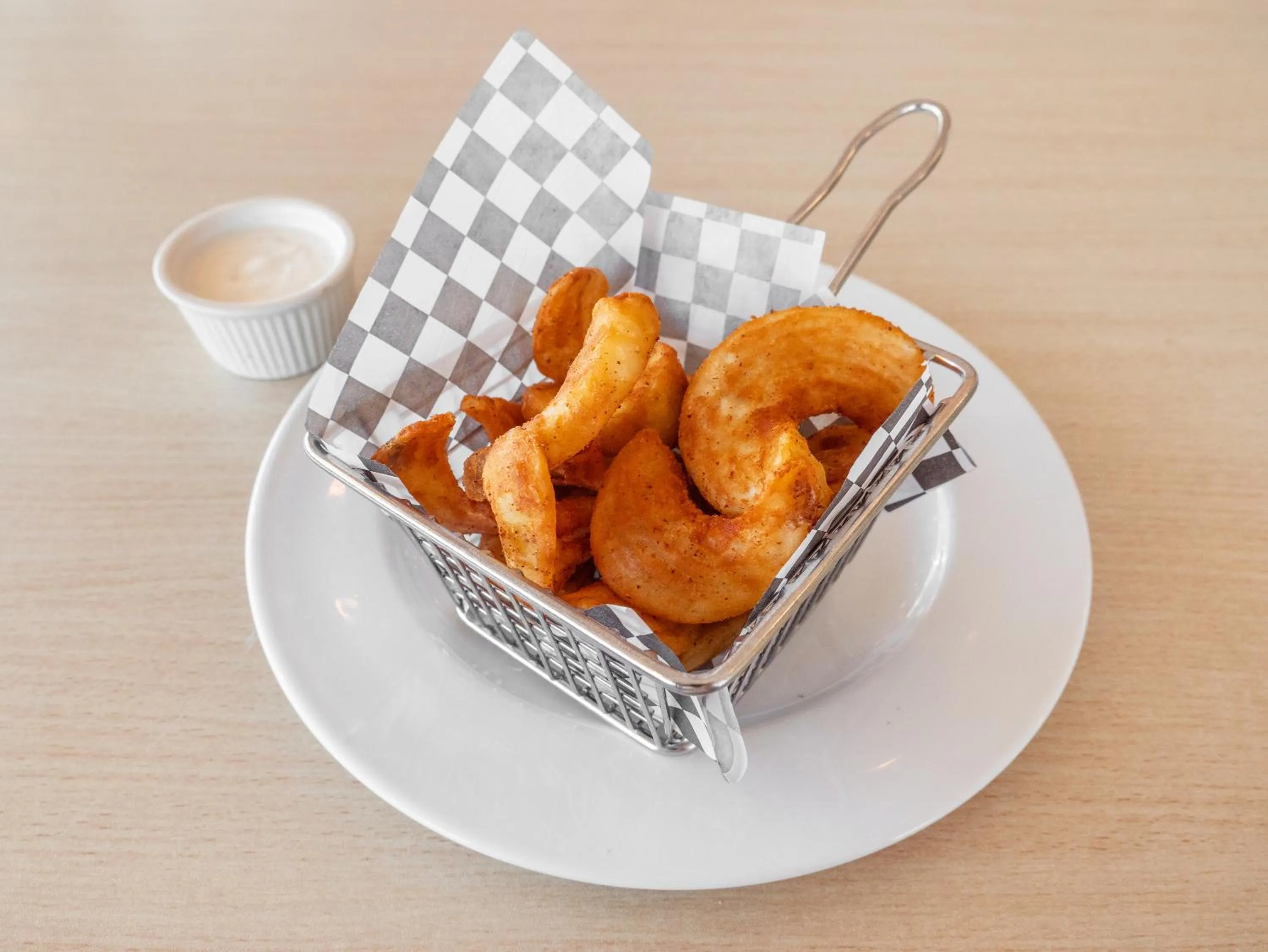 Restaurant/places to eat in Safari Inn, a Coast Hotel