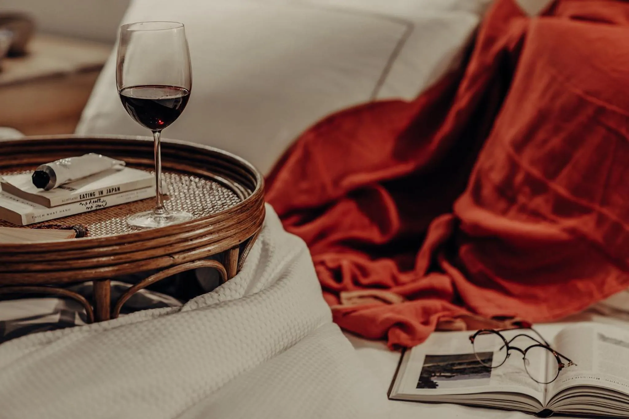 Drinks, Bed in Bernadet Alaçatı