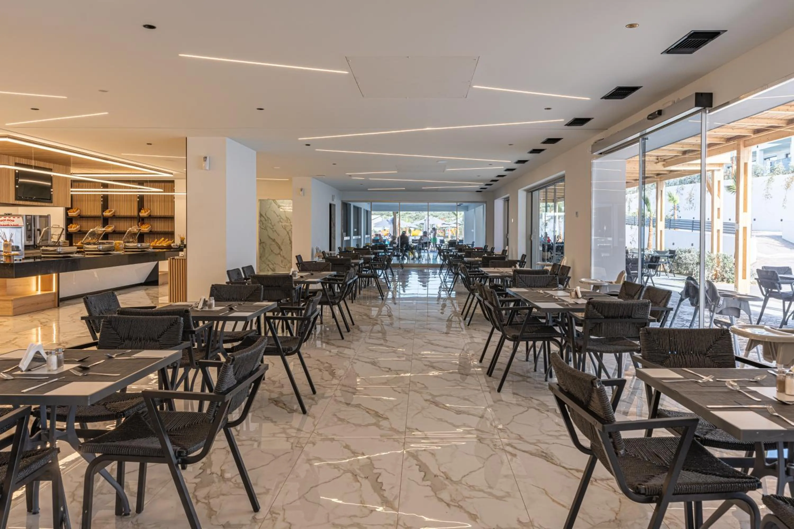 Restaurant/places to eat in Caretta Paradise Resort & WaterPark