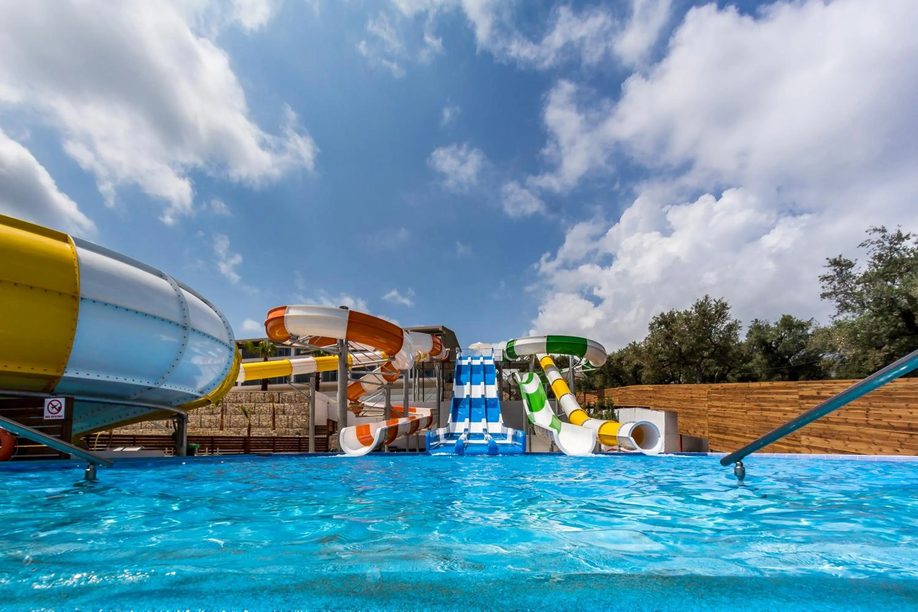 Aqua park in Caretta Paradise Resort & WaterPark