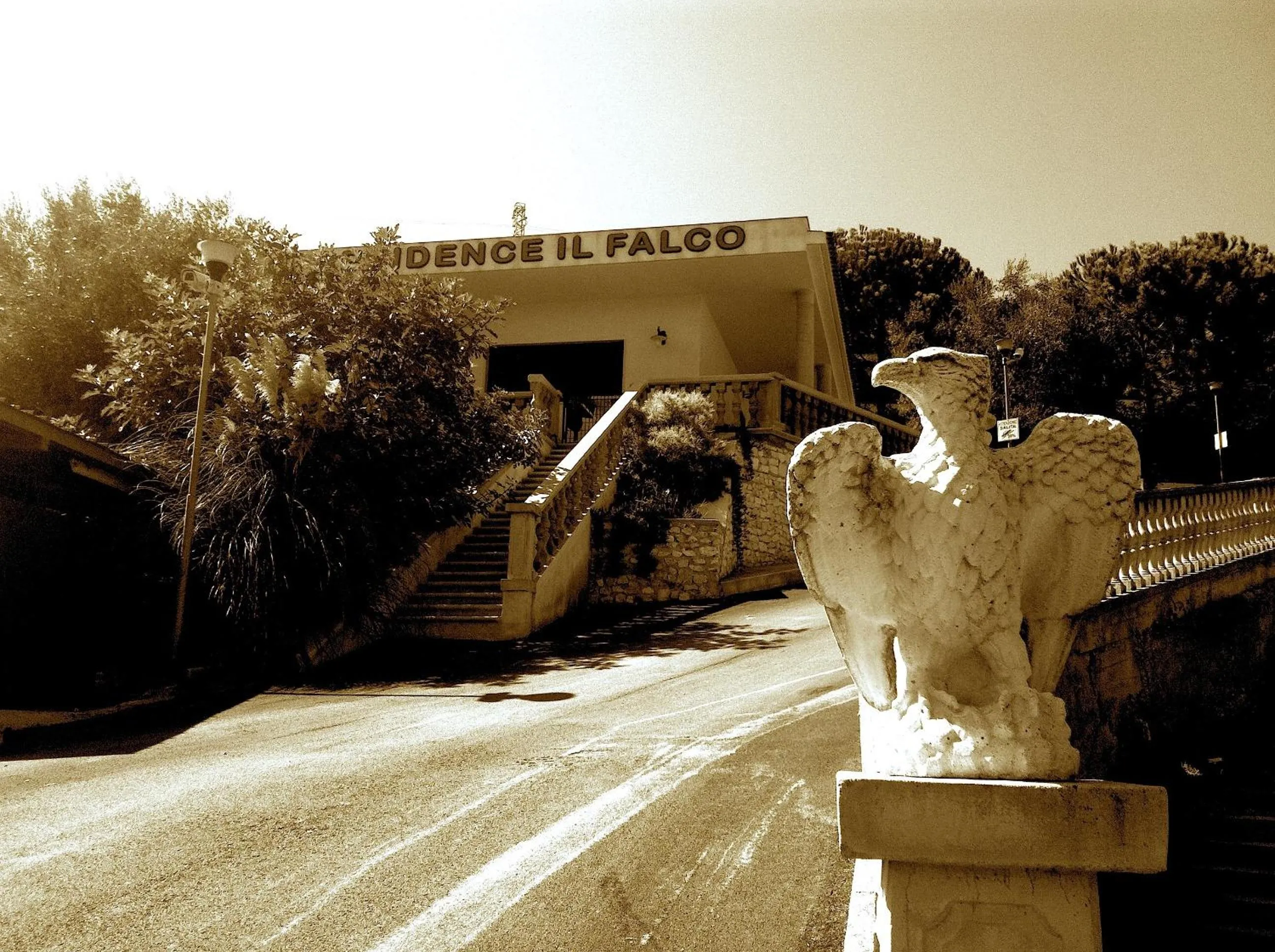 Decorative detail in Residence Il Falco