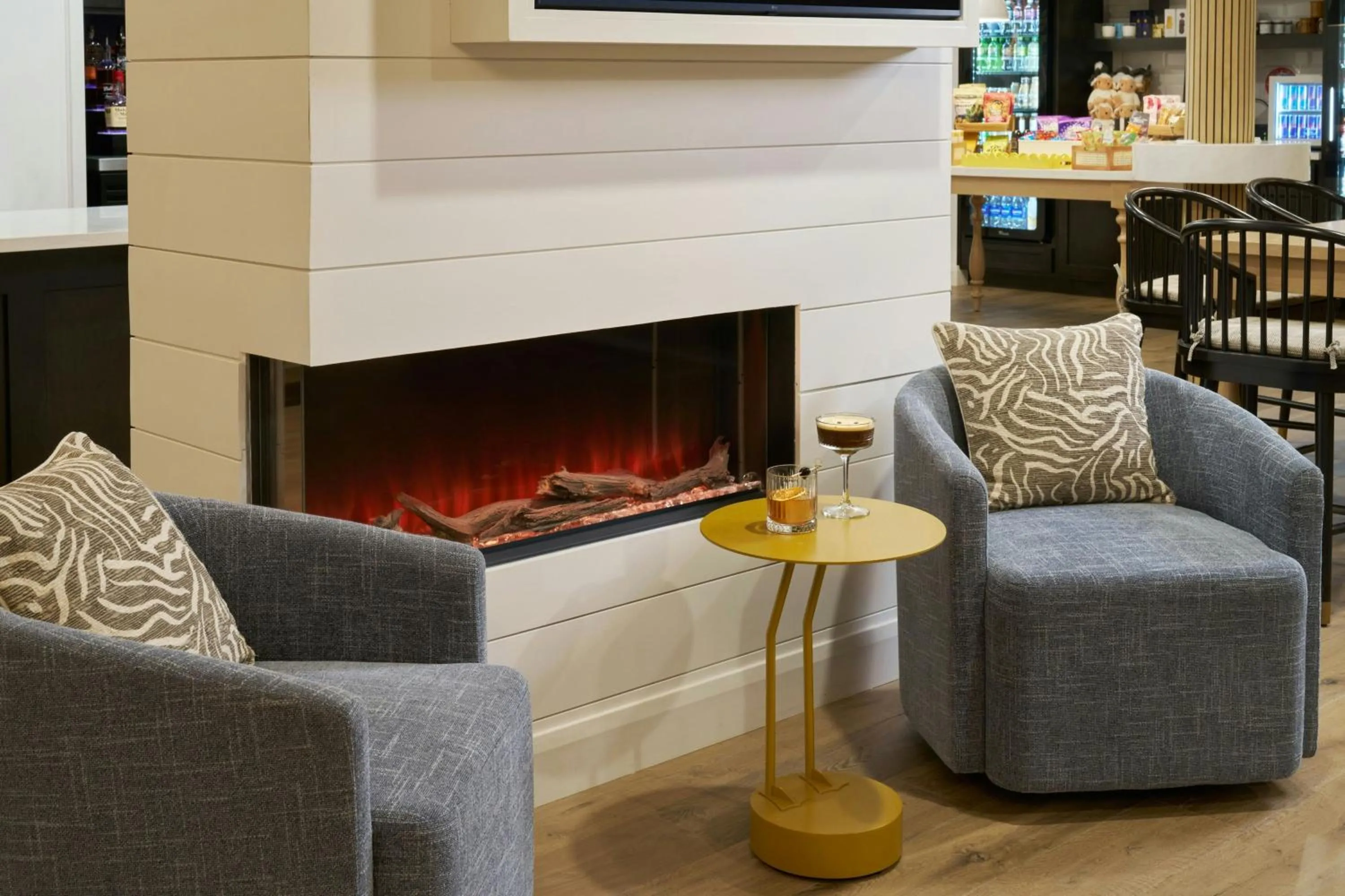 Lobby or reception in Tiller House, Laguna Hills, a Tribute Portfolio Hotel