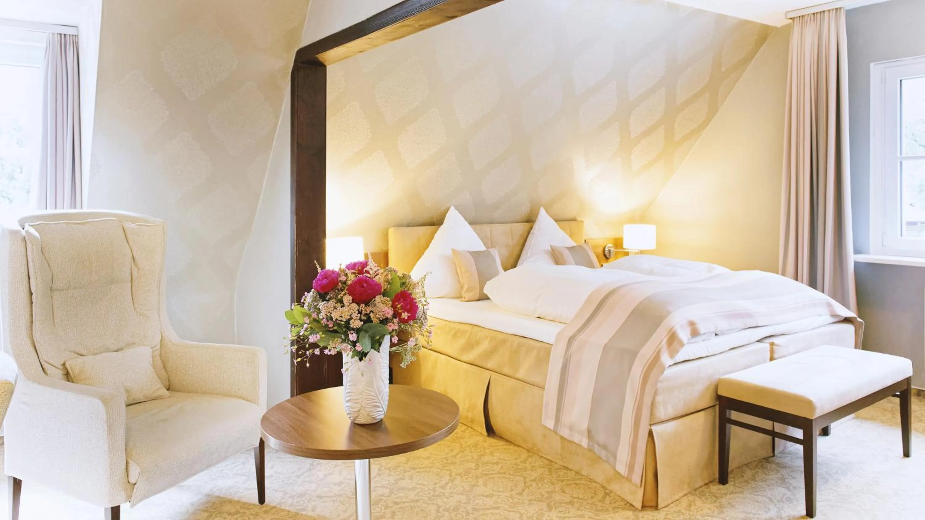 Photo of the whole room, Bed in Forsthaus Seebergen