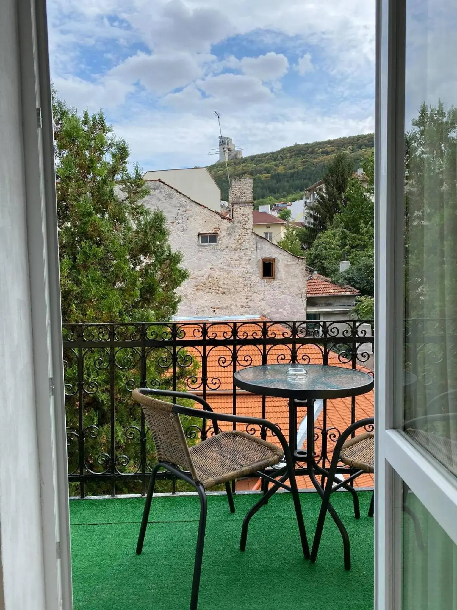 Twin Room with Balcony in Otantik Shumen Twin Room with Balcony in Otantik Shumen