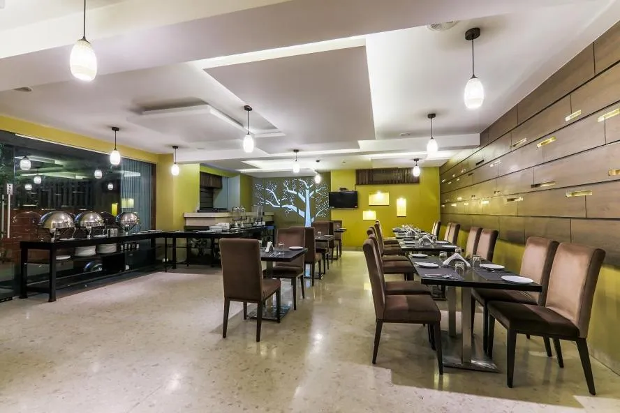 Restaurant/places to eat in Magnus Star Residency Koregaon Park Annexe