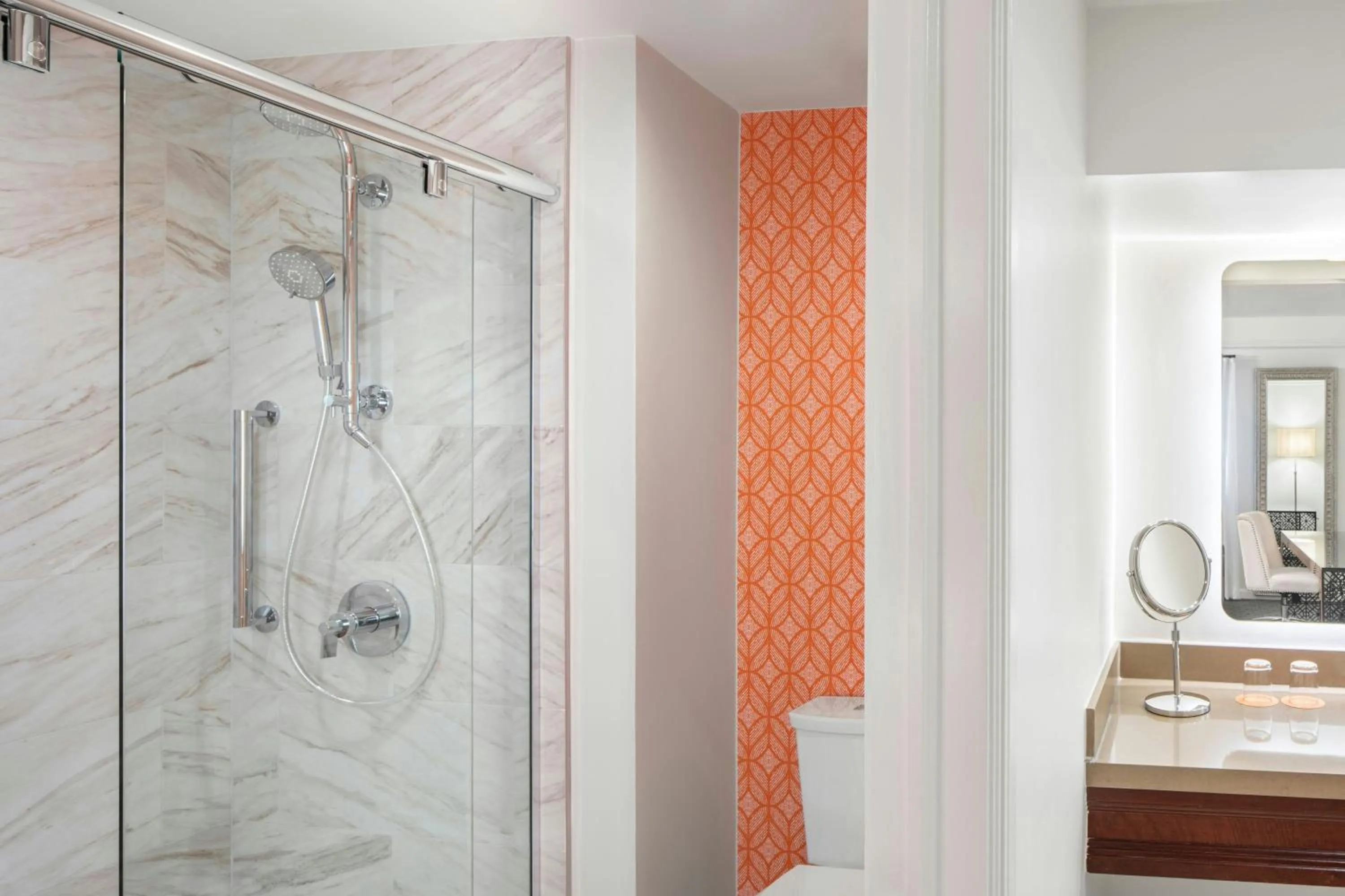 Bathroom in Hotel Colonnade Coral Gables, Autograph Collection