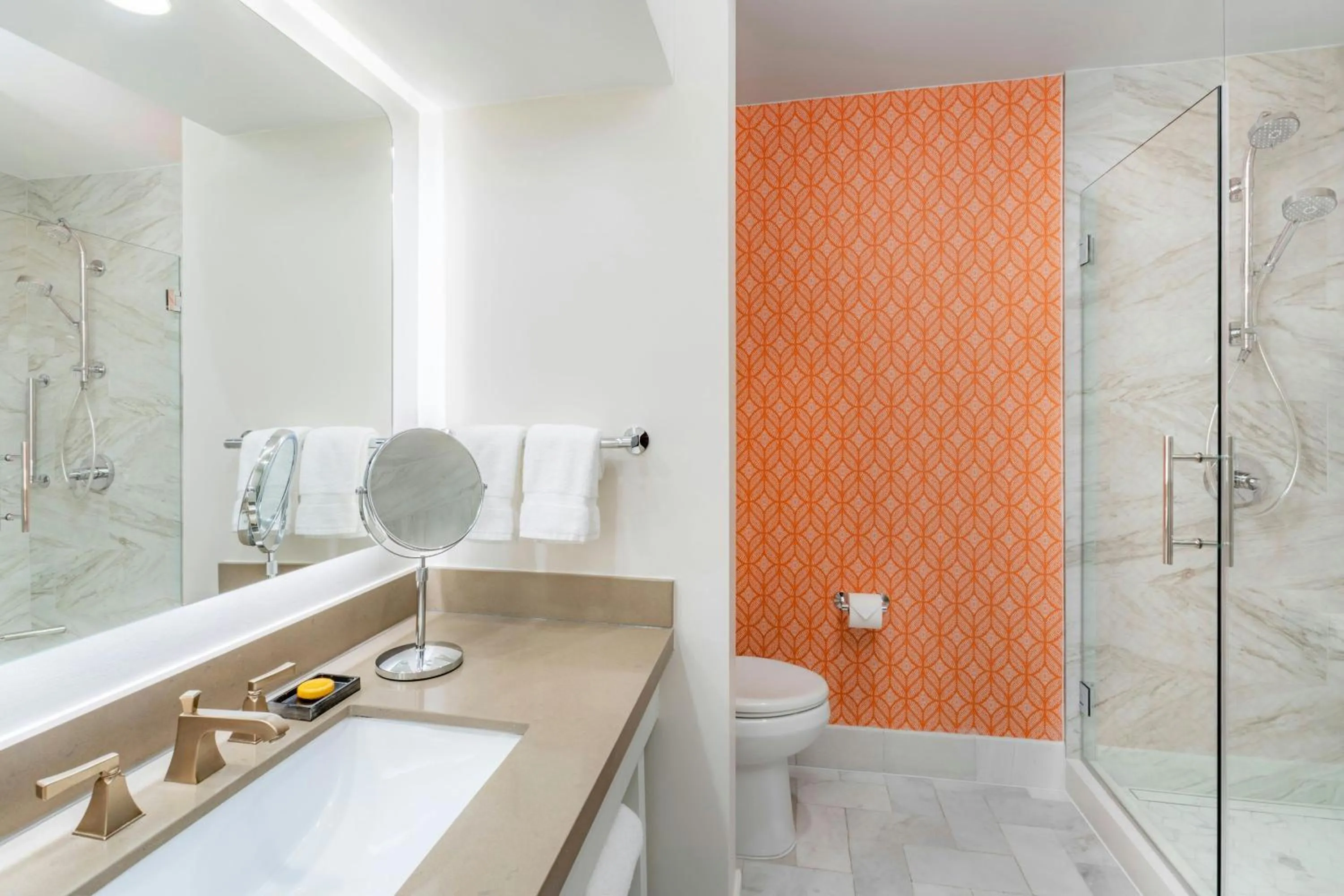 Bathroom in Hotel Colonnade Coral Gables, Autograph Collection