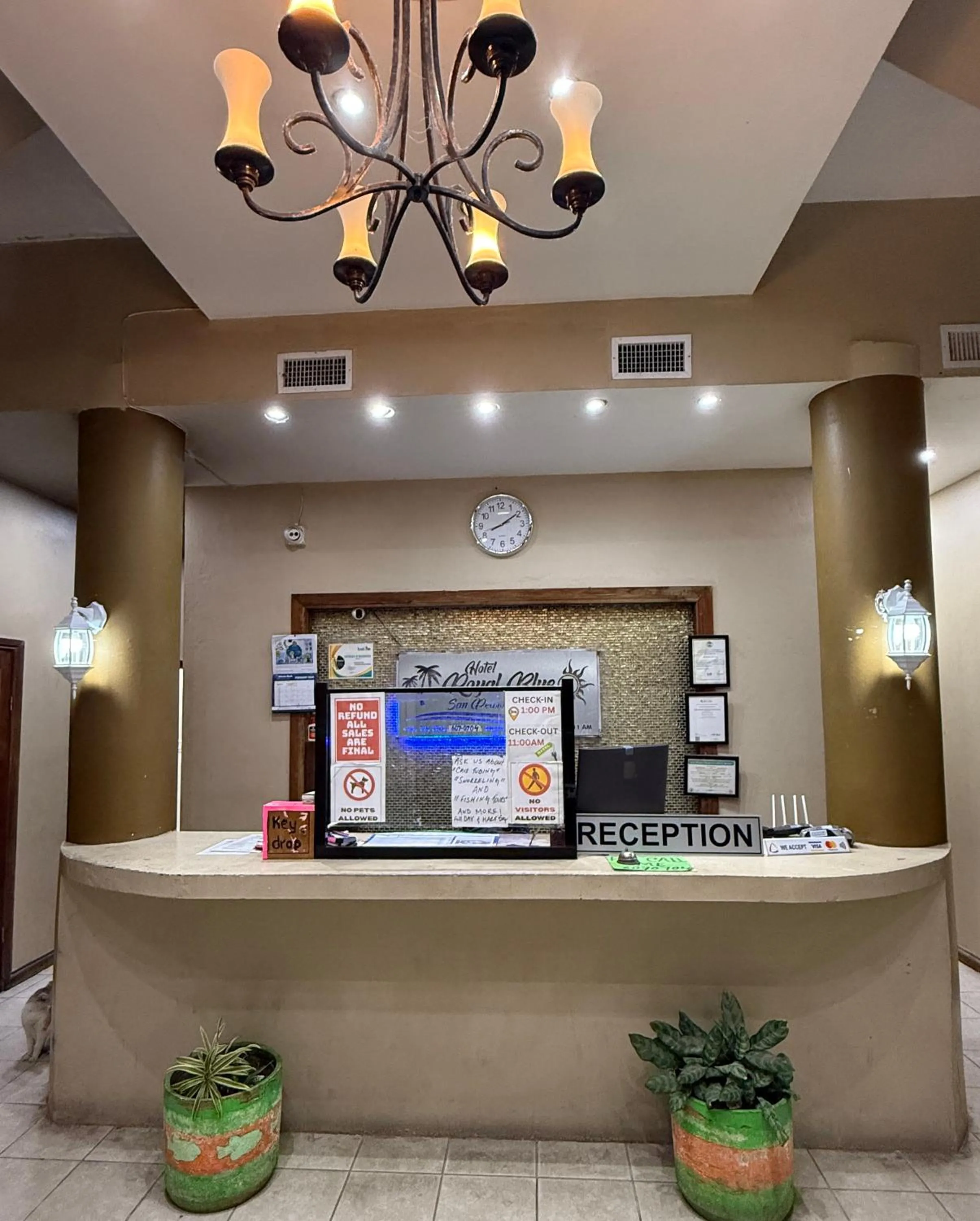 Hotel Royal Blue & Golf Cart Rental