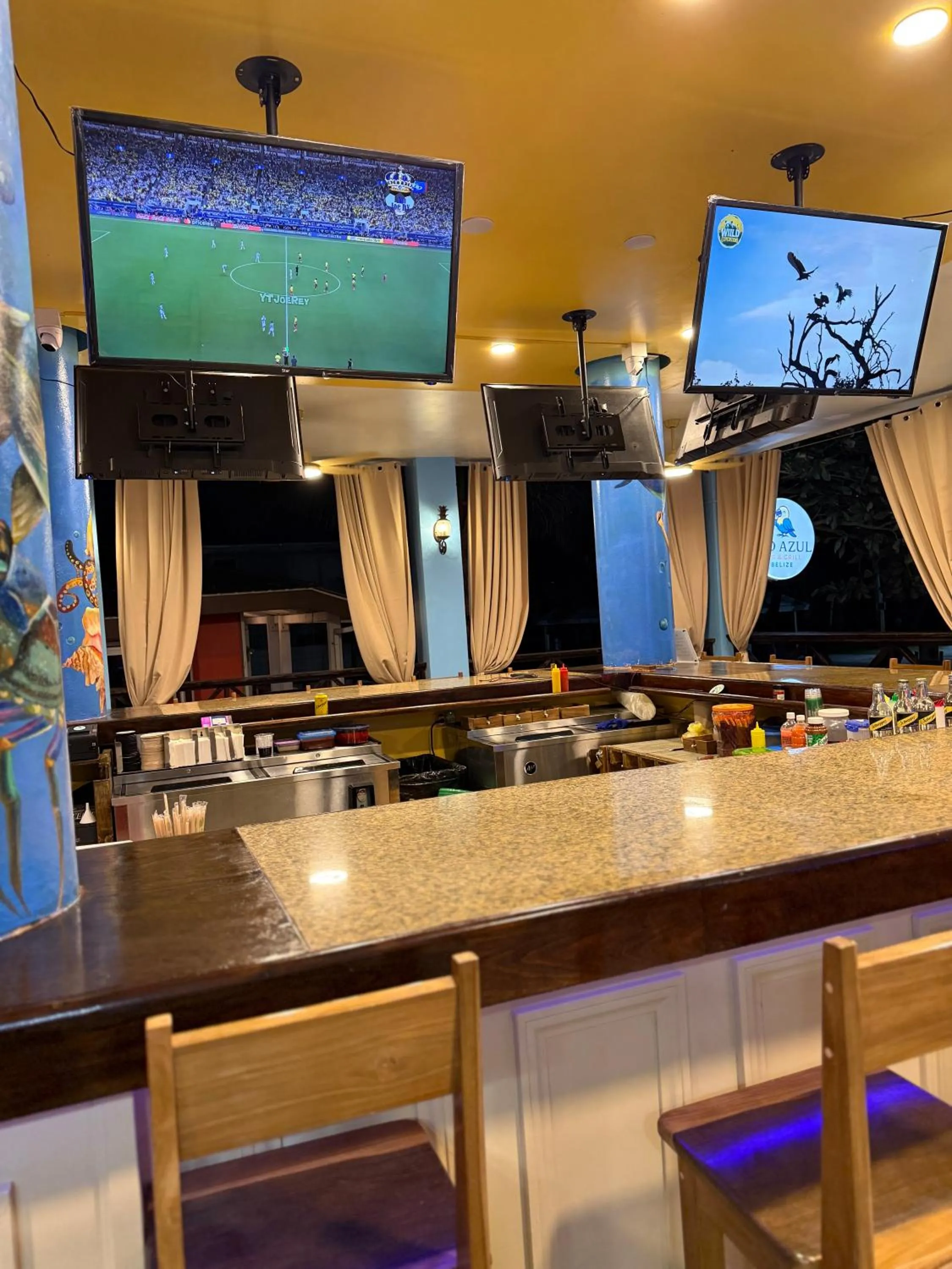 Hotel Royal Blue & Golf Cart Rental