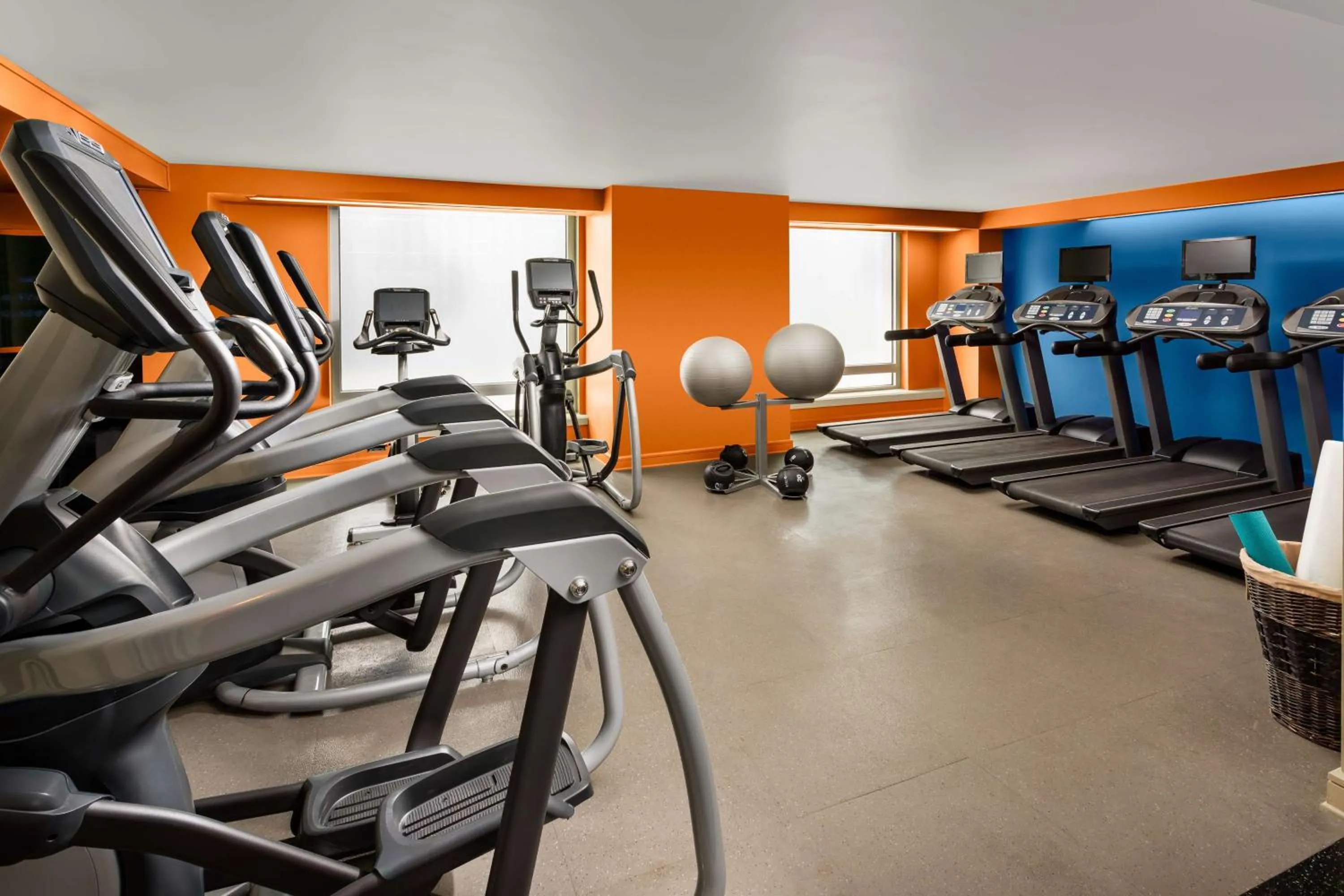 Fitness centre/facilities in Hyatt Centric Arlington
