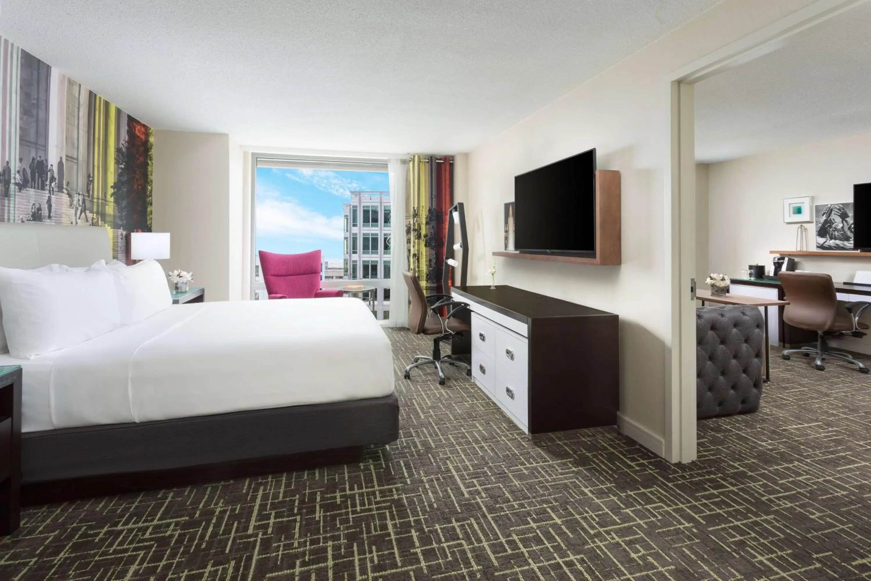 Photo of the whole room, Bed in Hyatt Centric Arlington