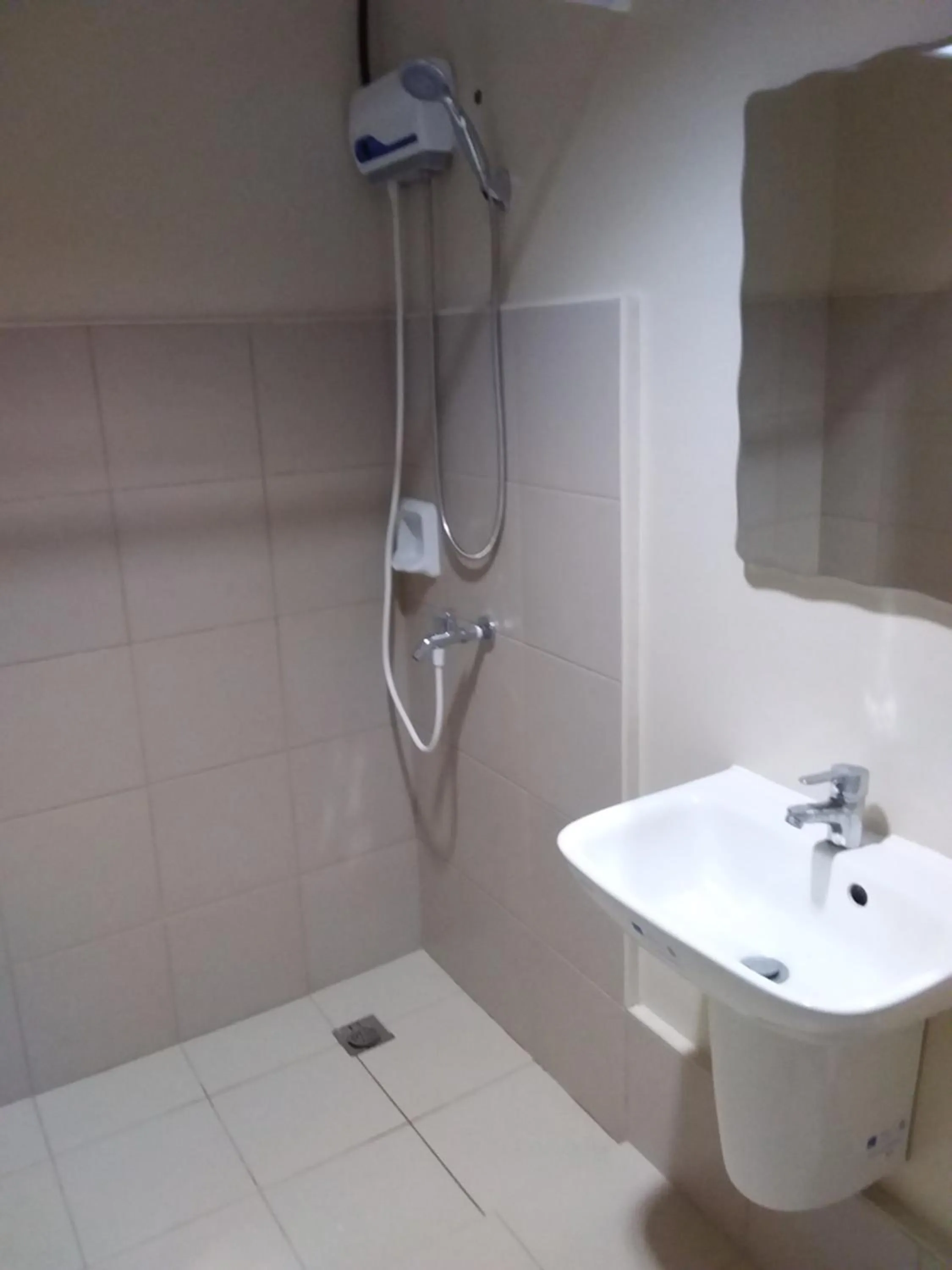 AJ Sundiva Tower w balcony