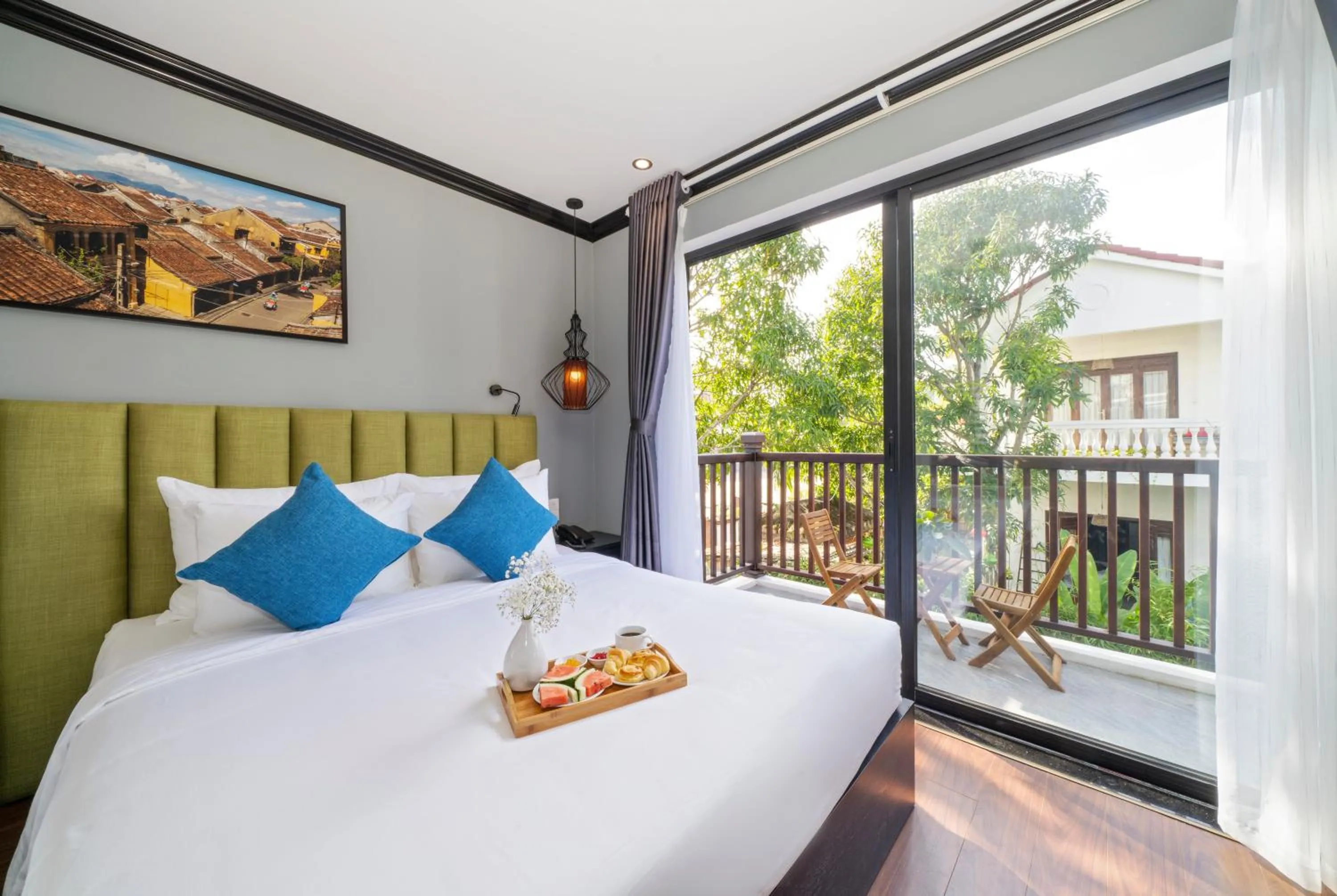 Bed in Daisy An Bang Villa