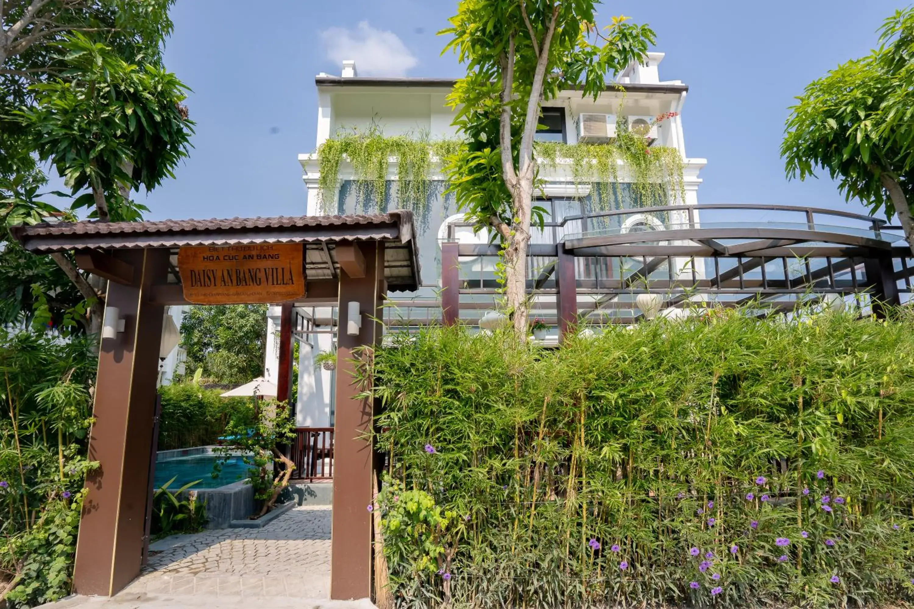 Facade/entrance in Daisy An Bang Villa Facade/entrance in Daisy An Bang Villa