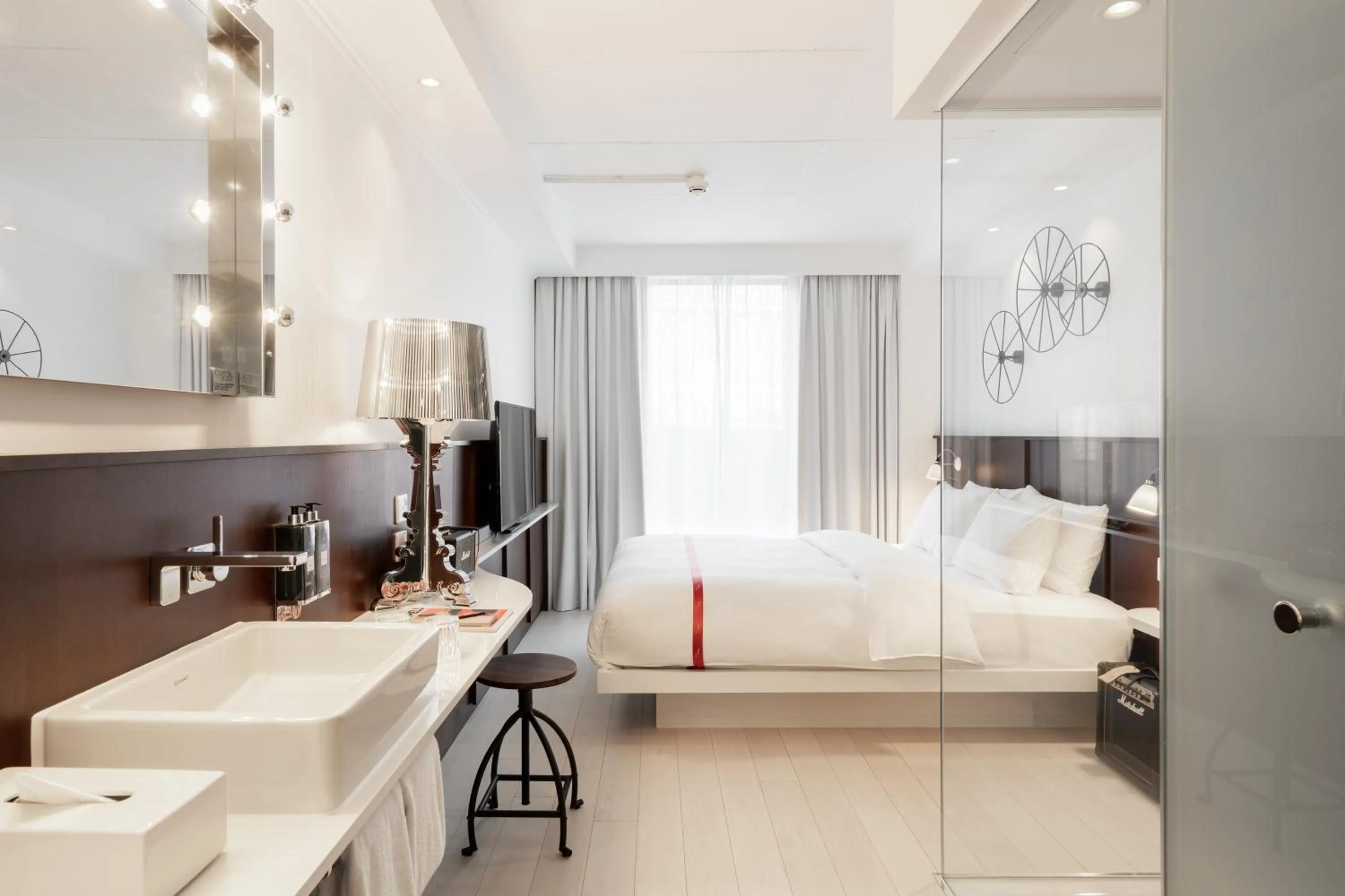 Photo of the whole room, Bed in Ruby Lucy Hotel London