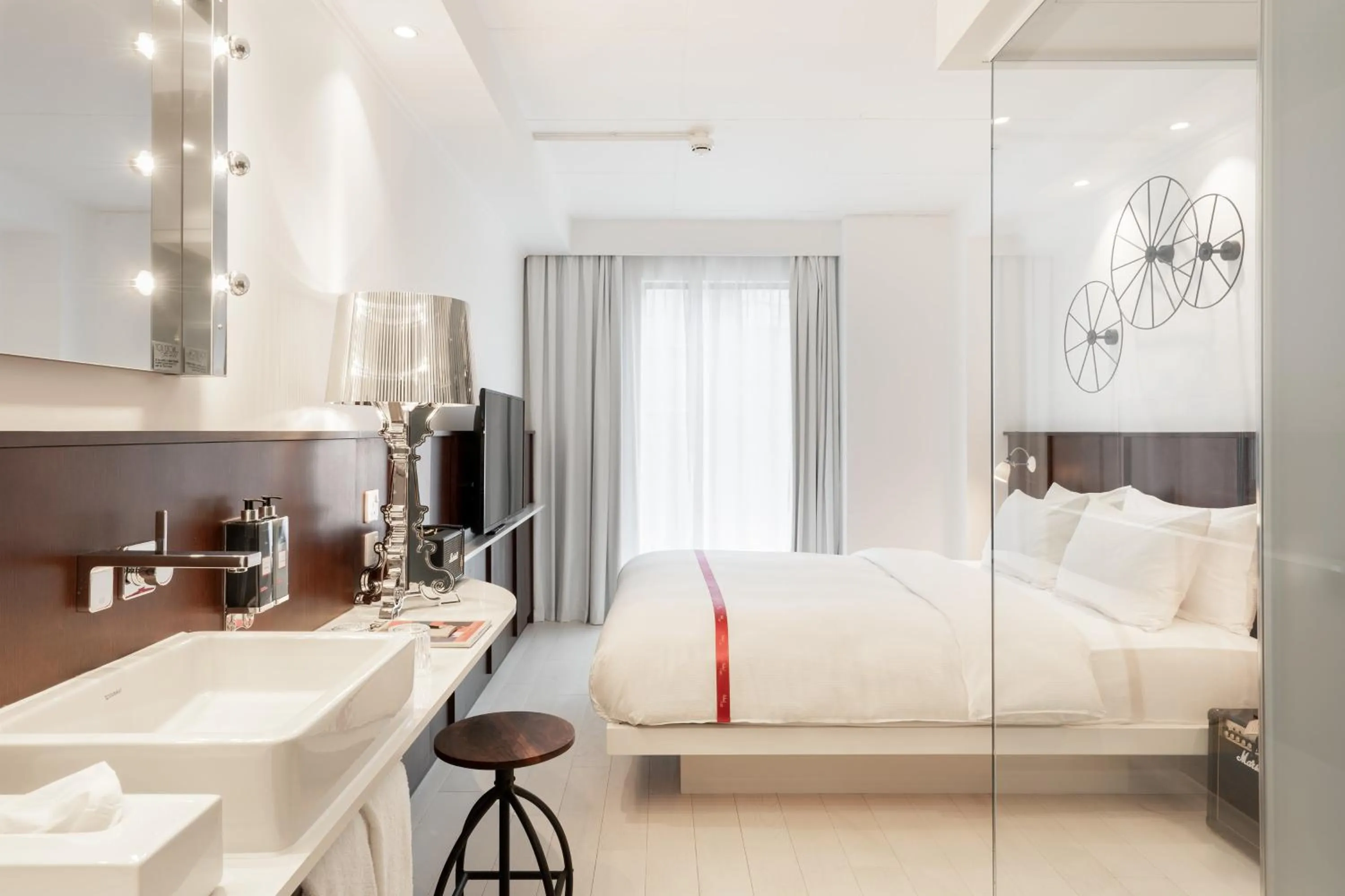 Photo of the whole room, Bed in Ruby Lucy Hotel London