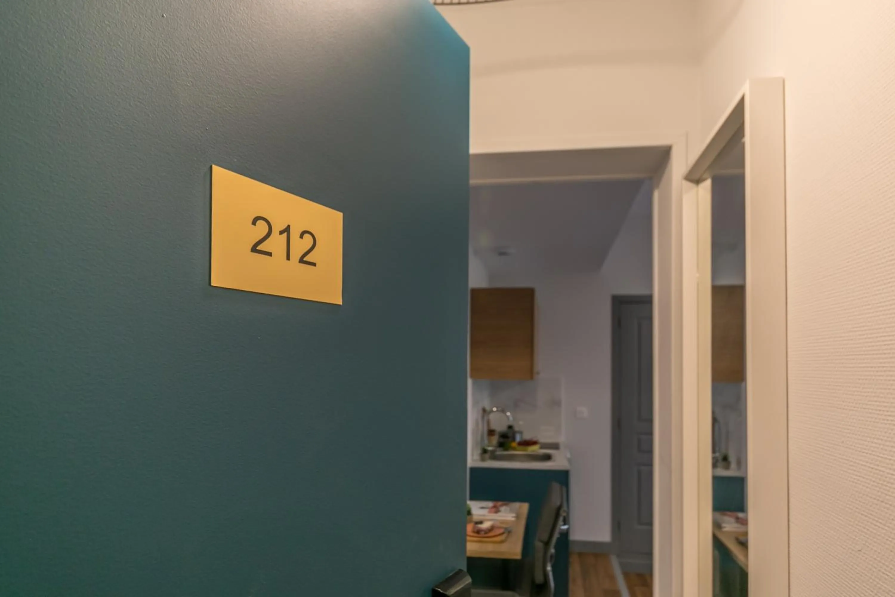 Property logo or sign in WS Louvre - Richelieu