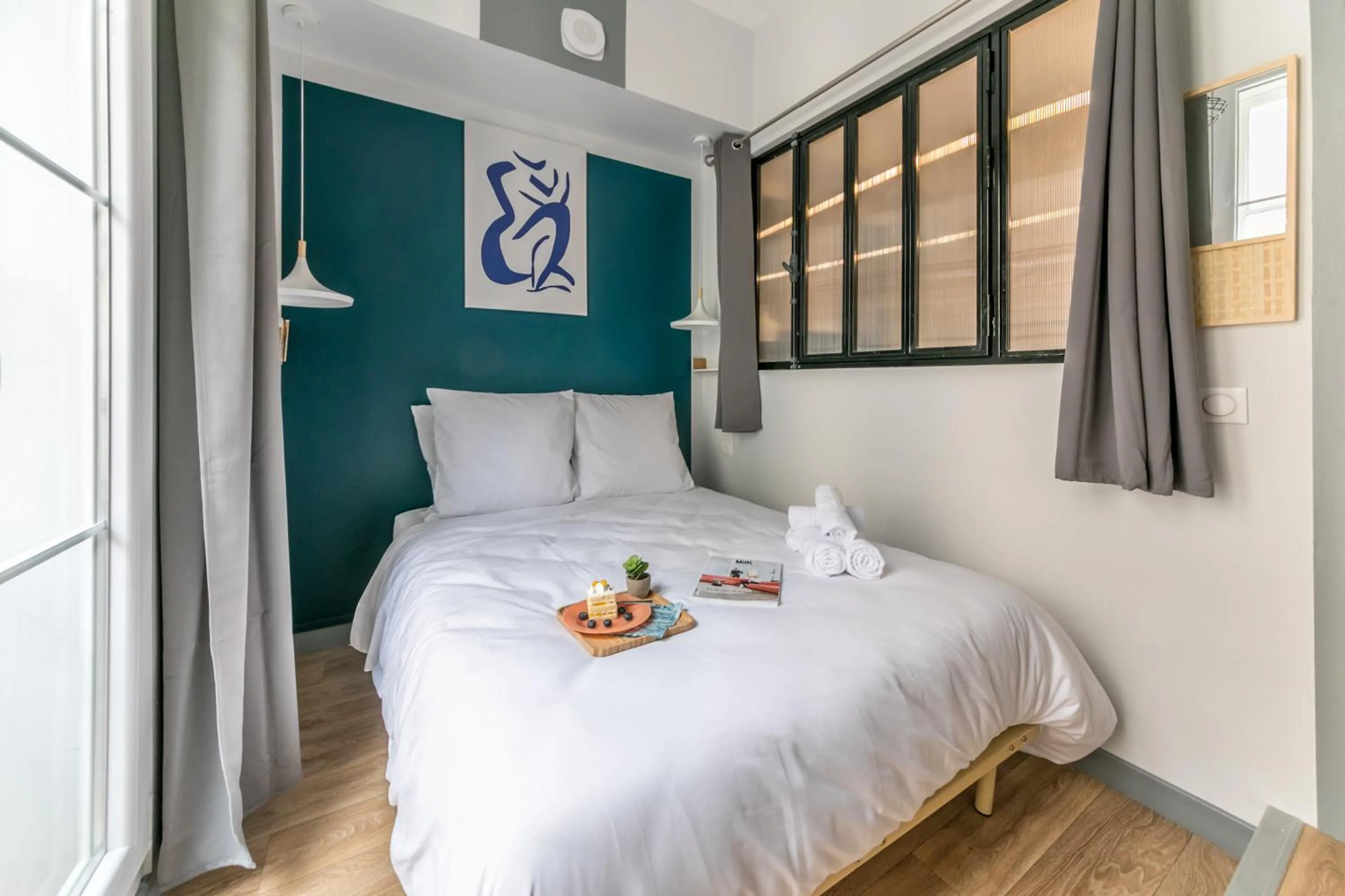 Bedroom, Bed in WS Louvre - Richelieu