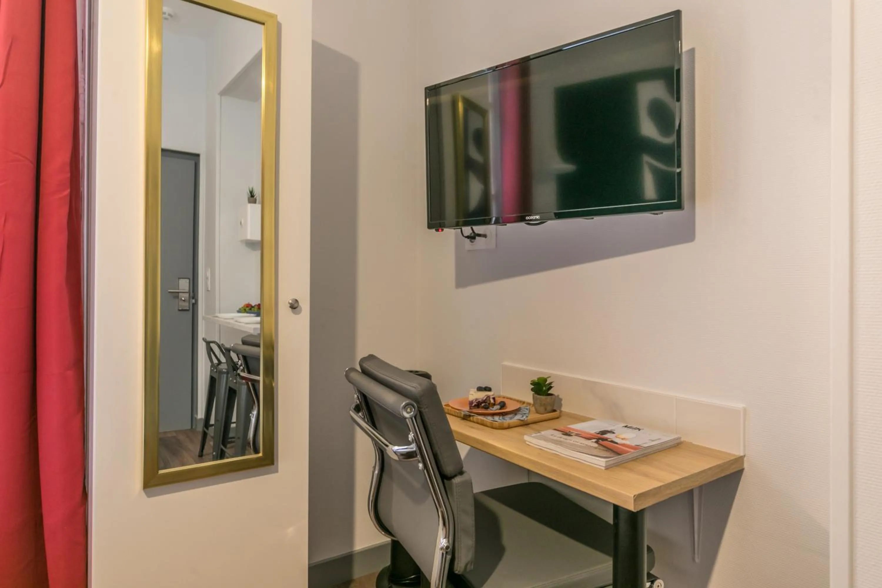 Living room in WS Louvre - Richelieu