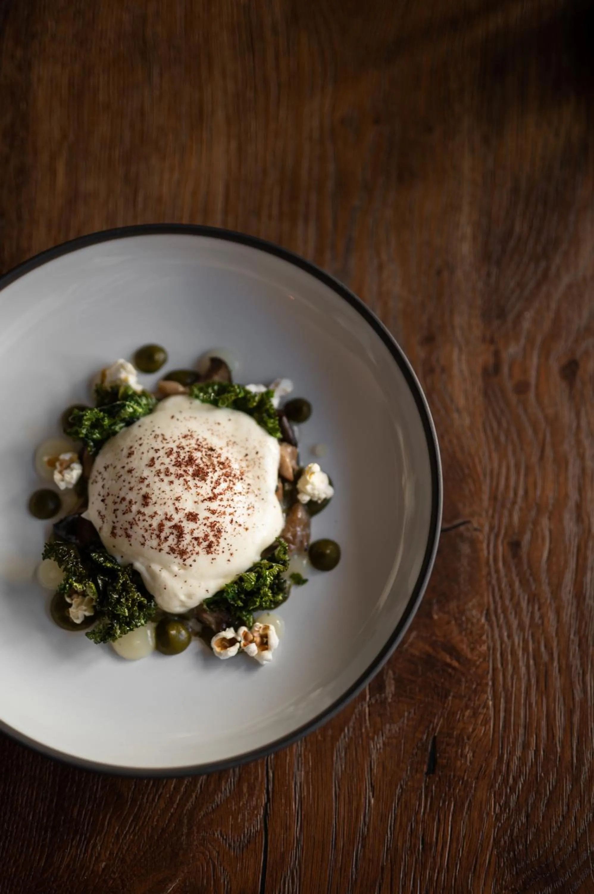 Restaurant/places to eat in flurin Suites