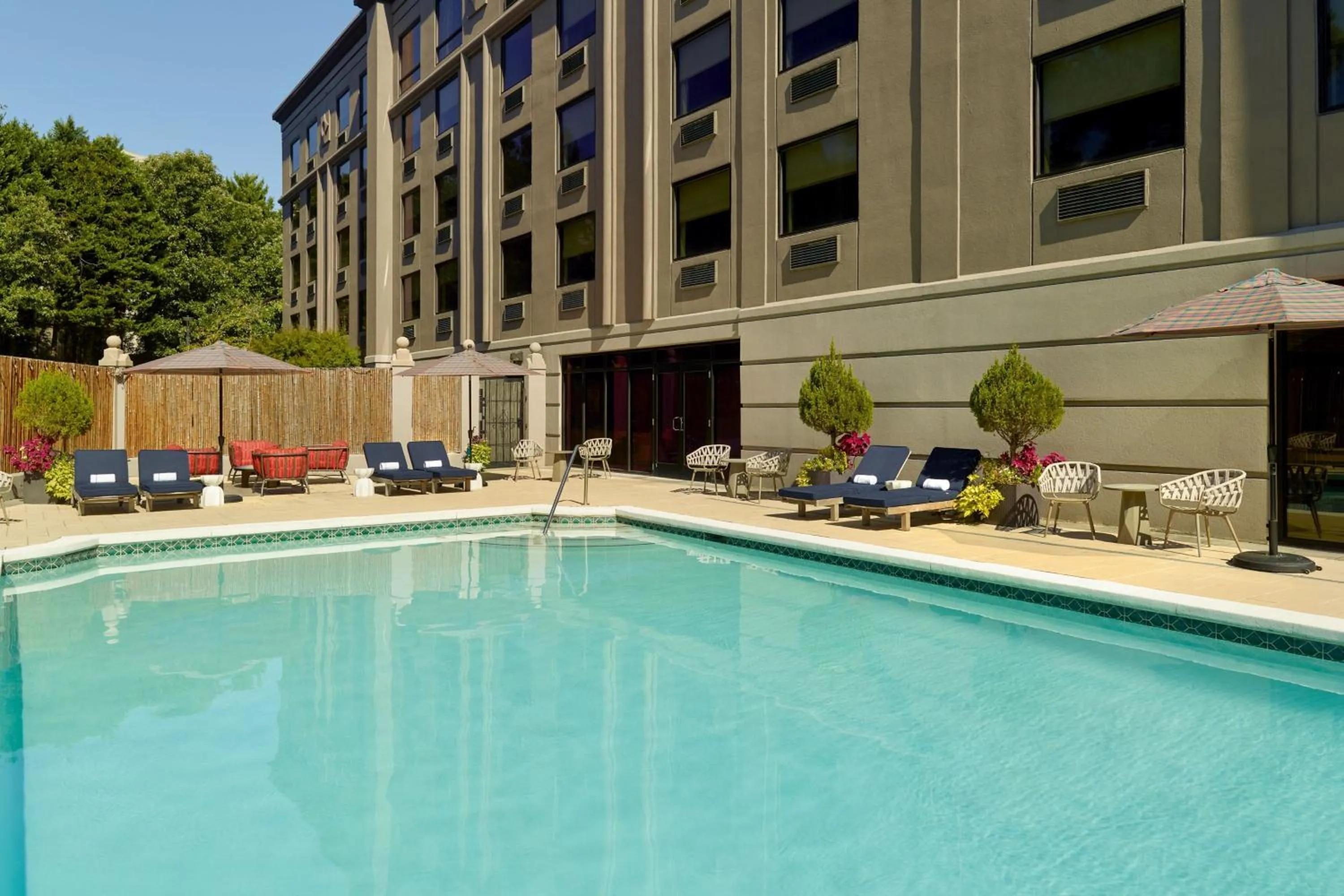 Swimming pool in The Burgess Hotel, Atlanta, a Tribute Portfolio Hotel
