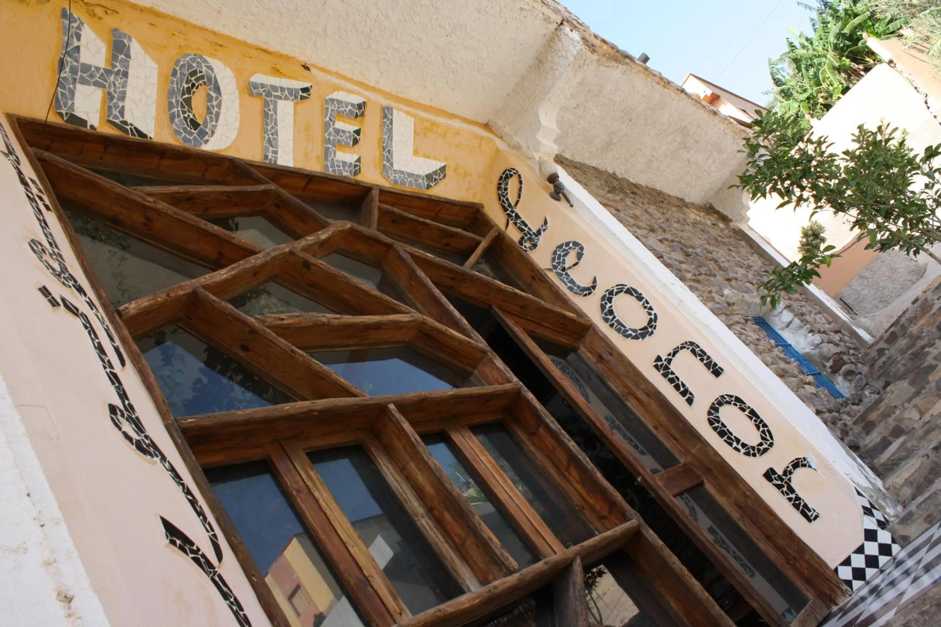 Property building in Hotel Leonor