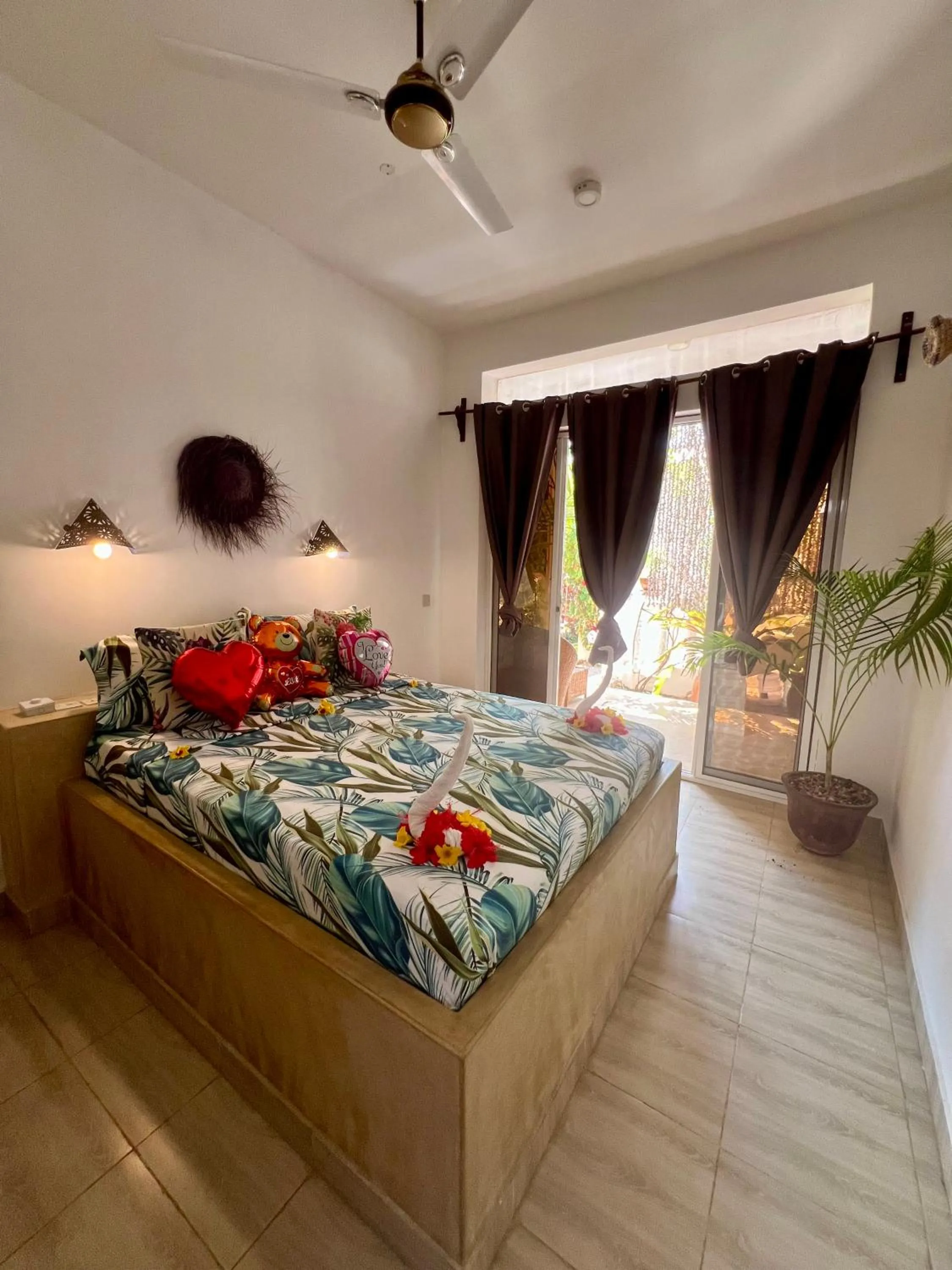 Bed in Gadea Boutique Hotel& Gadea Garden Italian Restaurant