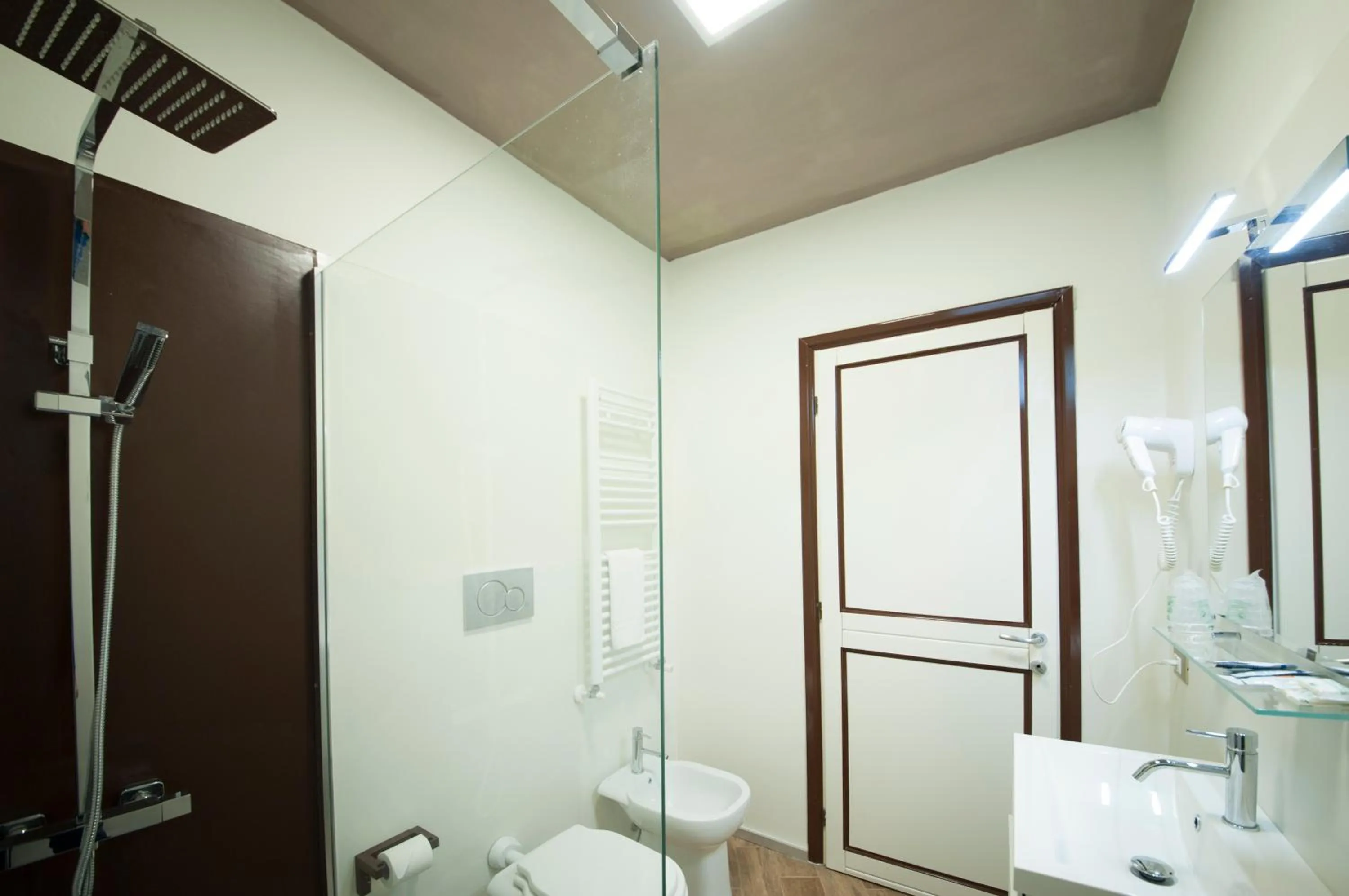 Bathroom in Villa Giada Resort