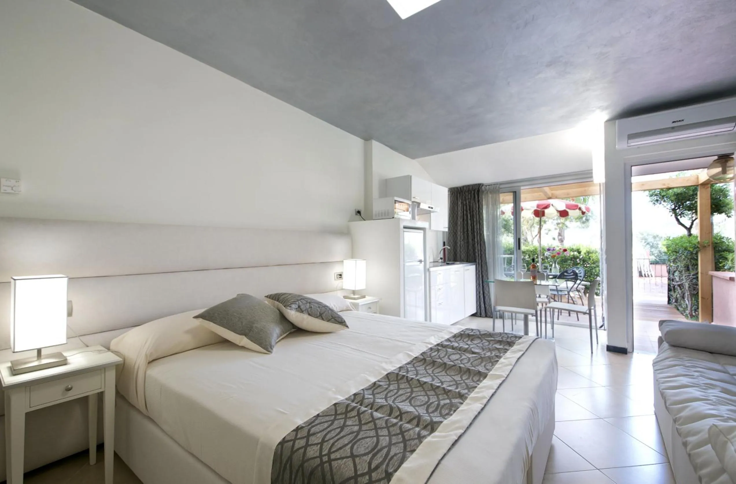 Photo of the whole room, Bed in Villa Giada Resort