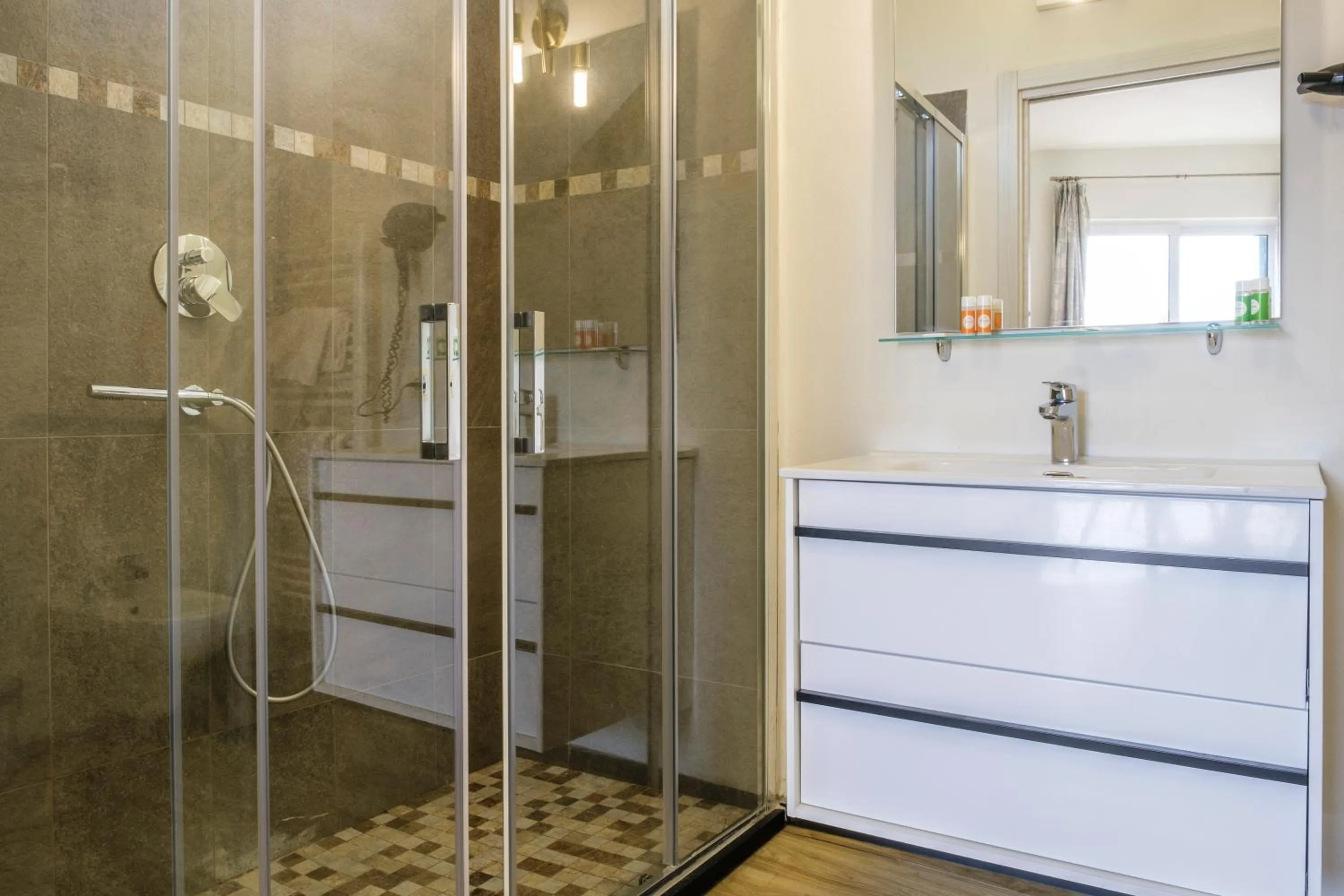 Shower in Villa Giada Resort