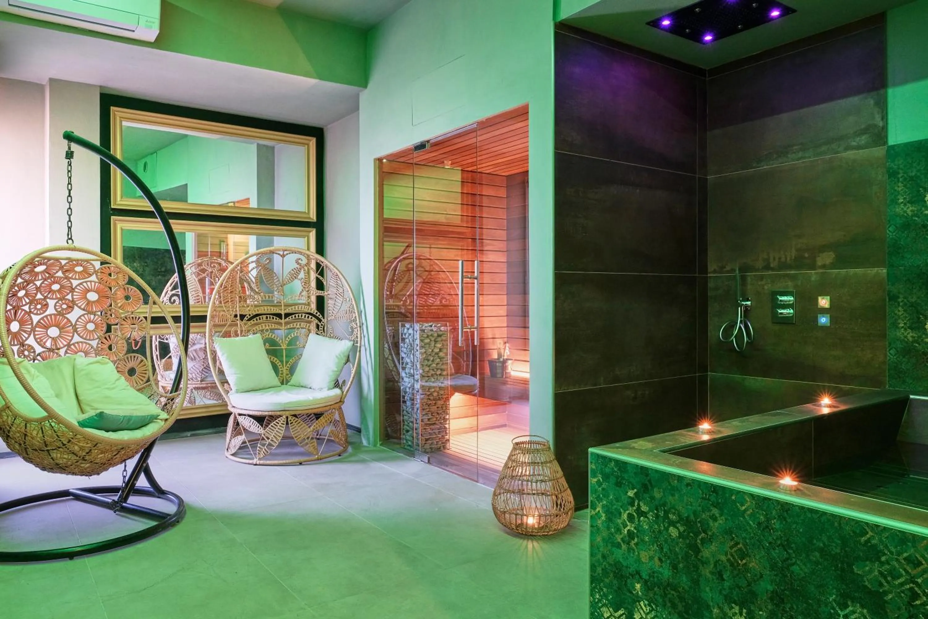 Hot Tub in Villa Giada Resort