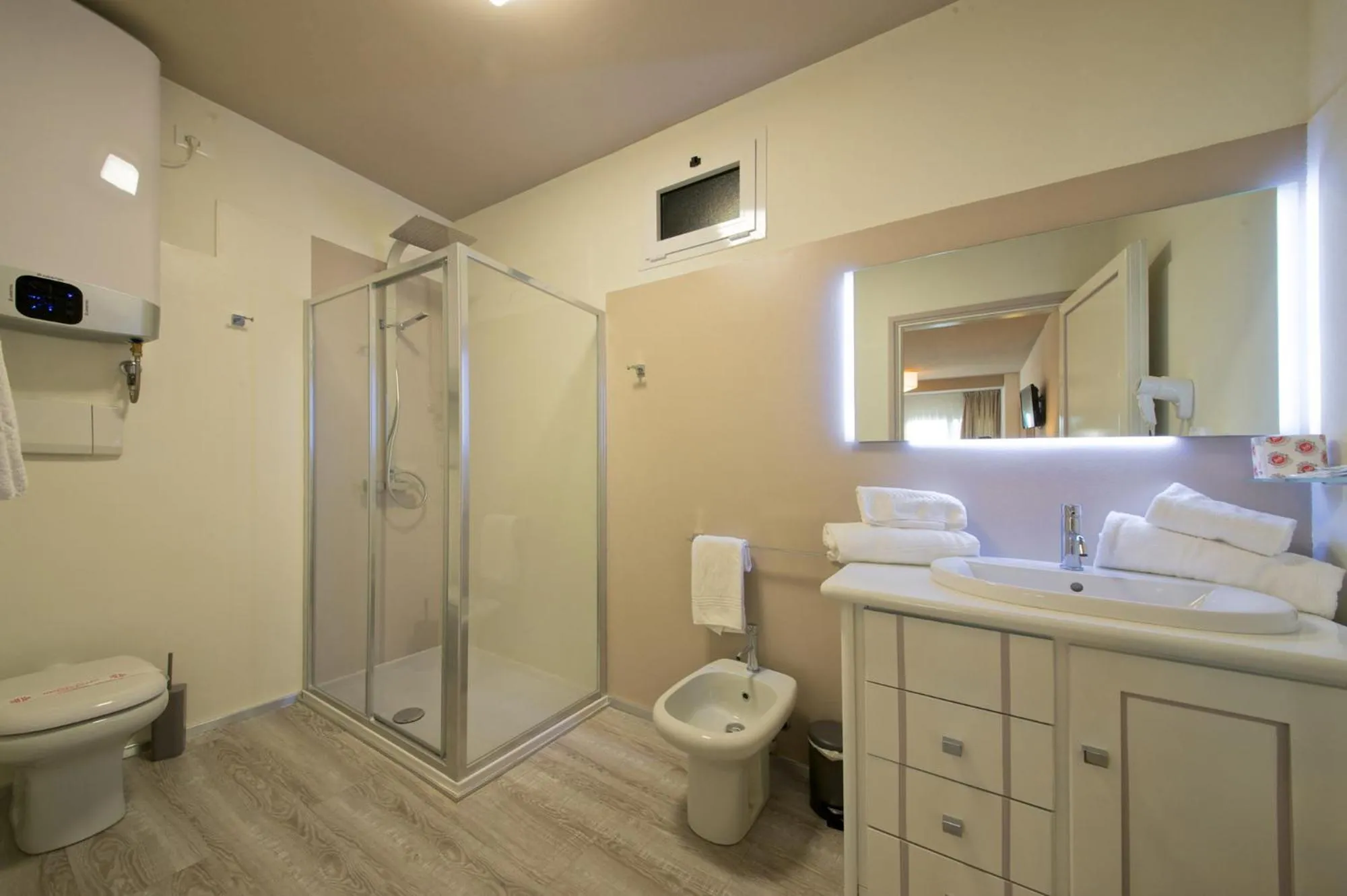 Shower in Villa Giada Resort