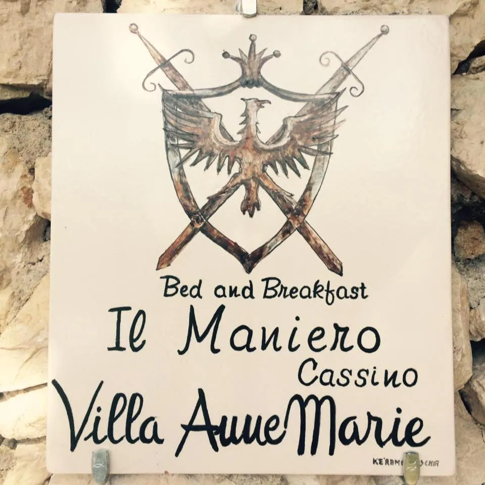 Property logo or sign in Il Maniero