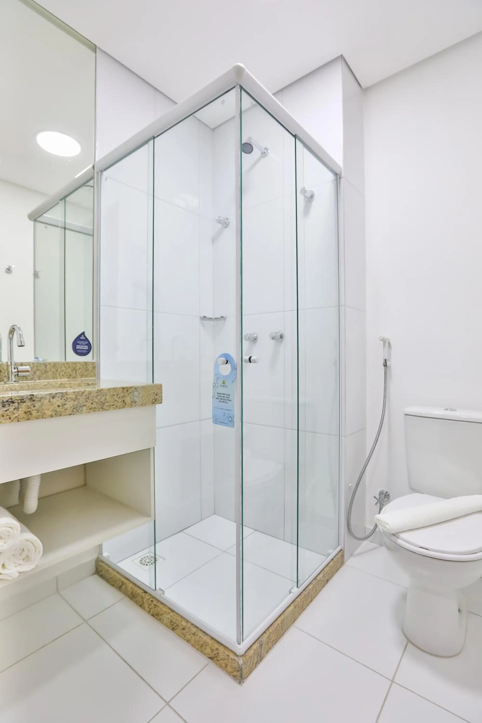 Bathroom in Nobile Inn Meridional Cariacica