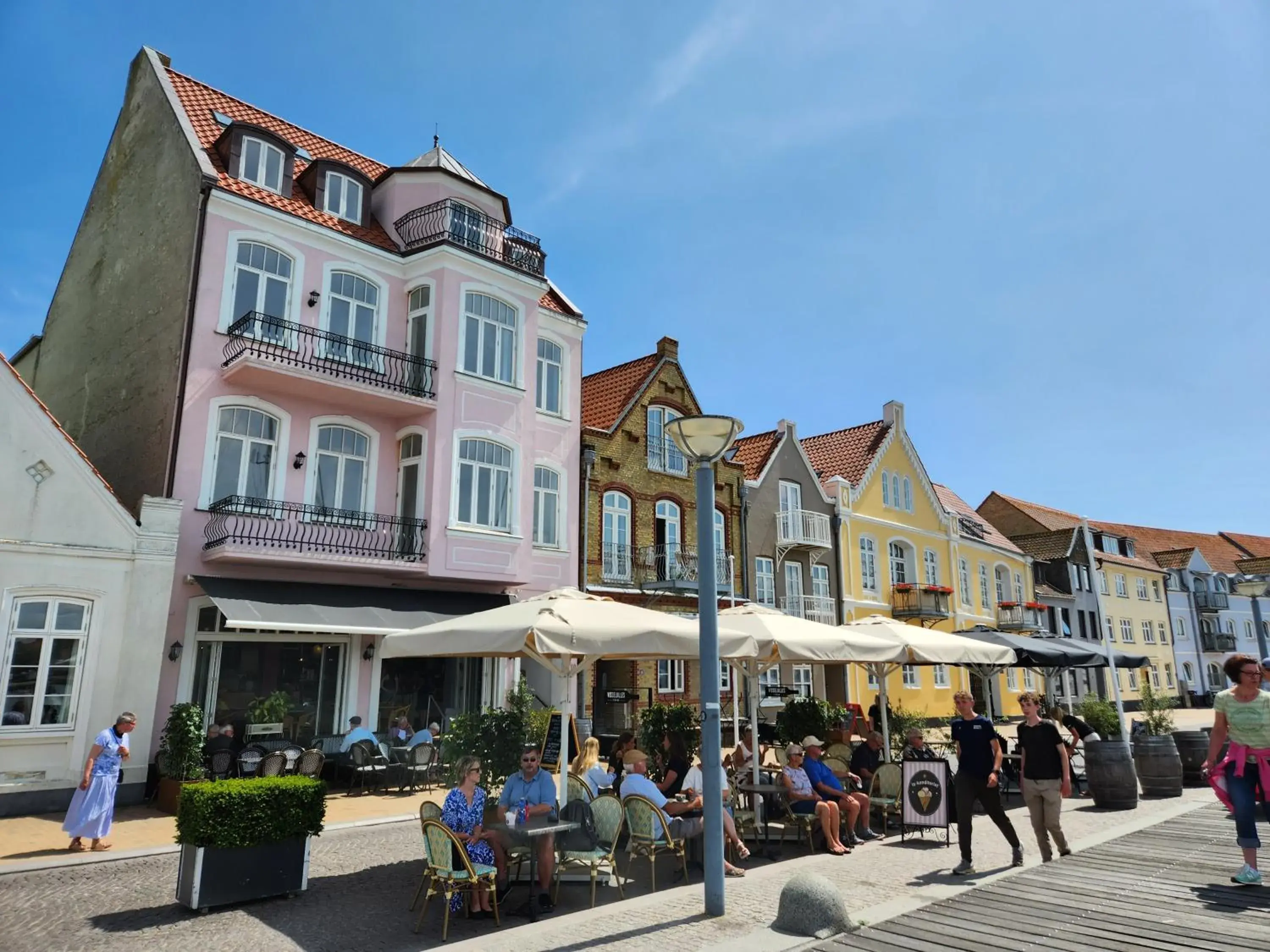 Two-Bedroom Apartment in Harbour View Two-Bedroom Apartment in Harbour View