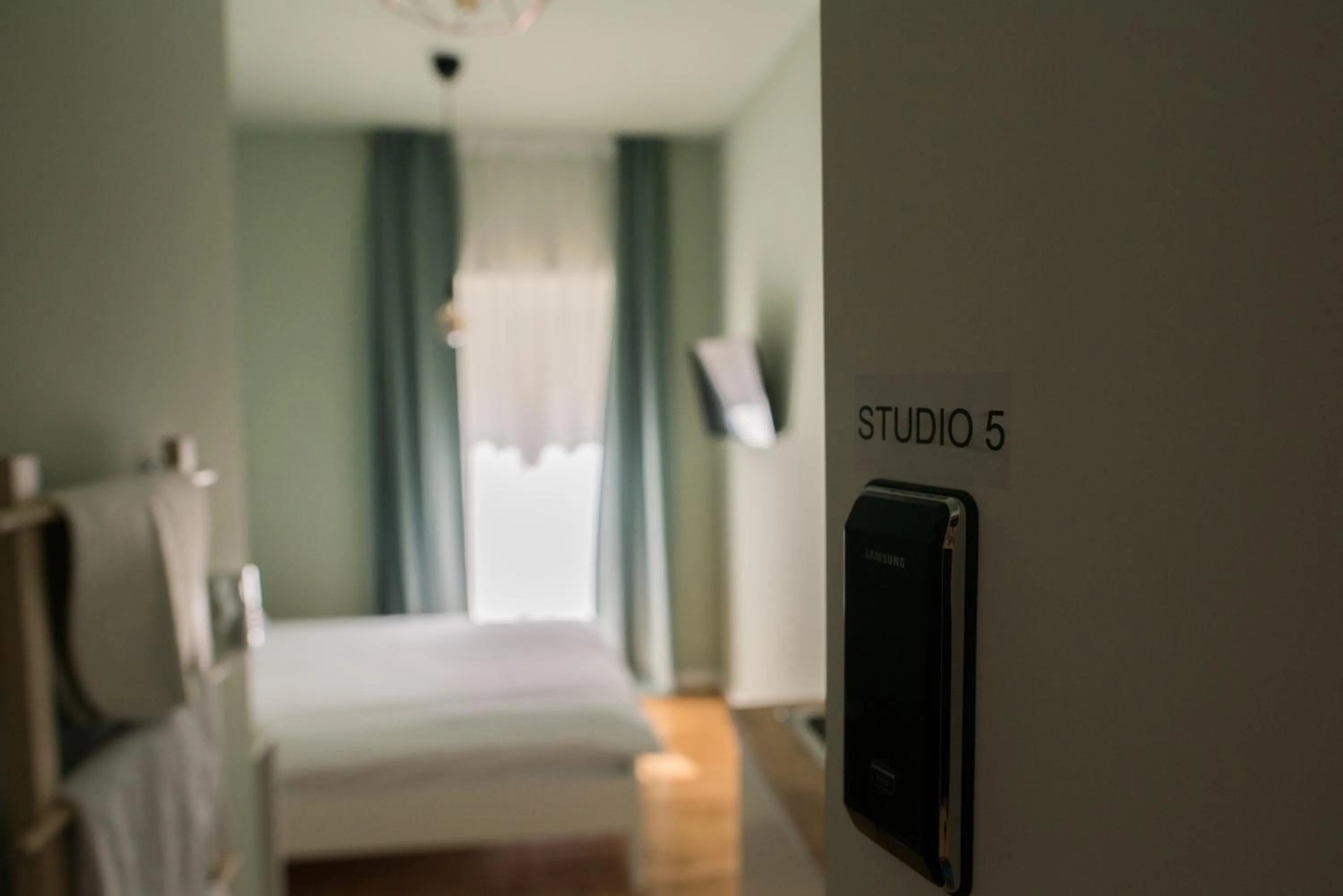 Bed in SMILE&LOVE REPUBLIC ZAGREB CENTER