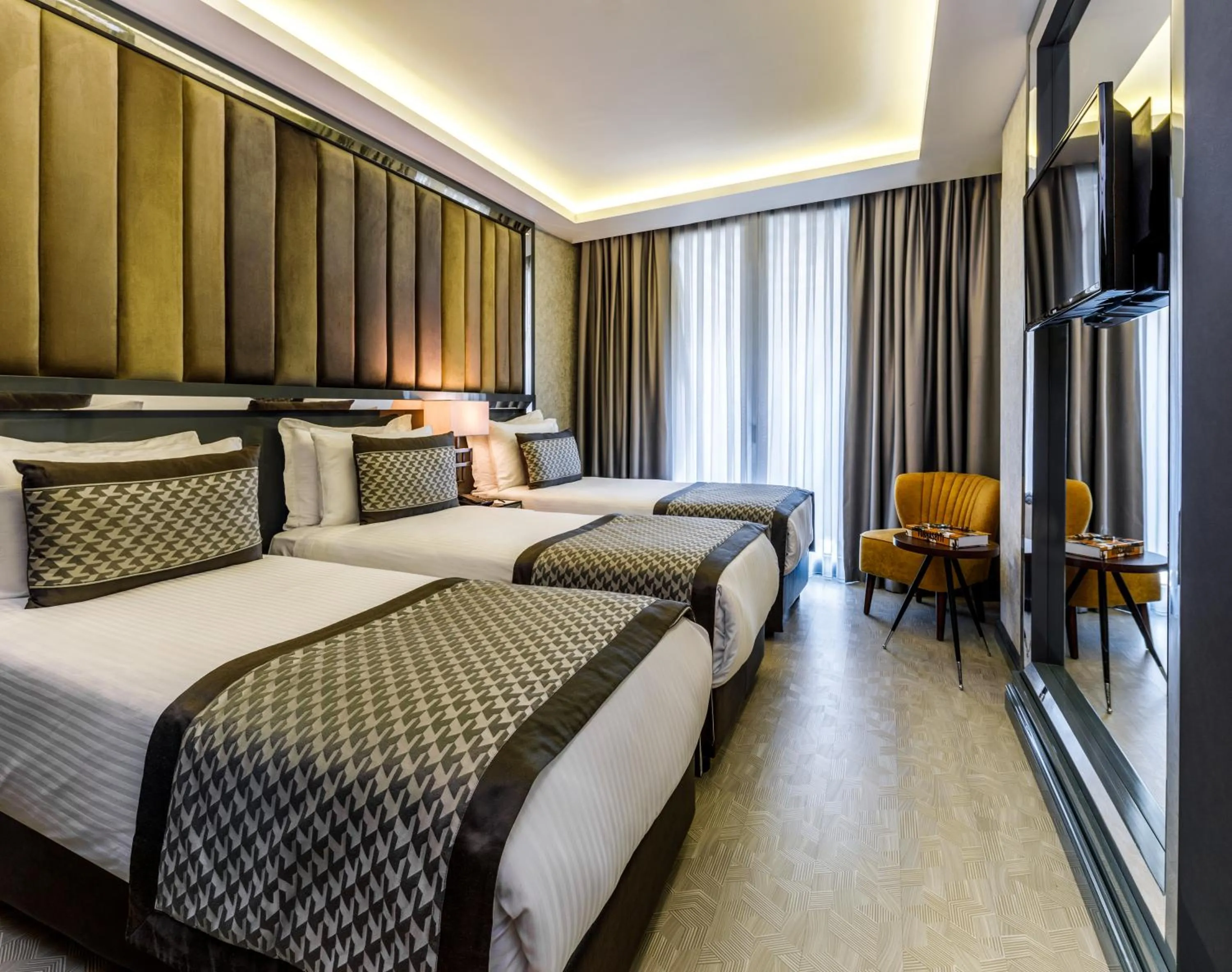 Bedroom, Bed in Euro Design Hotel