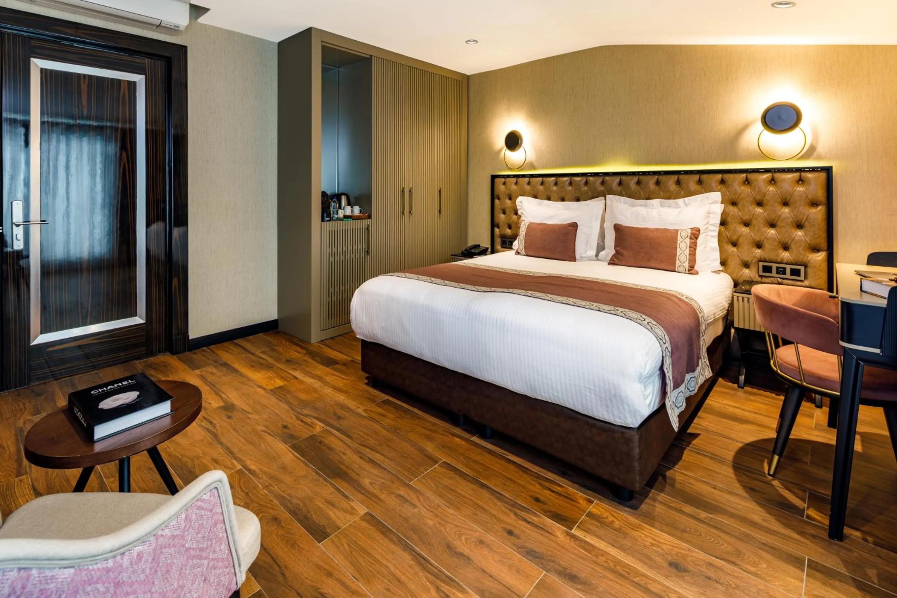 Bed in Euro Design Hotel