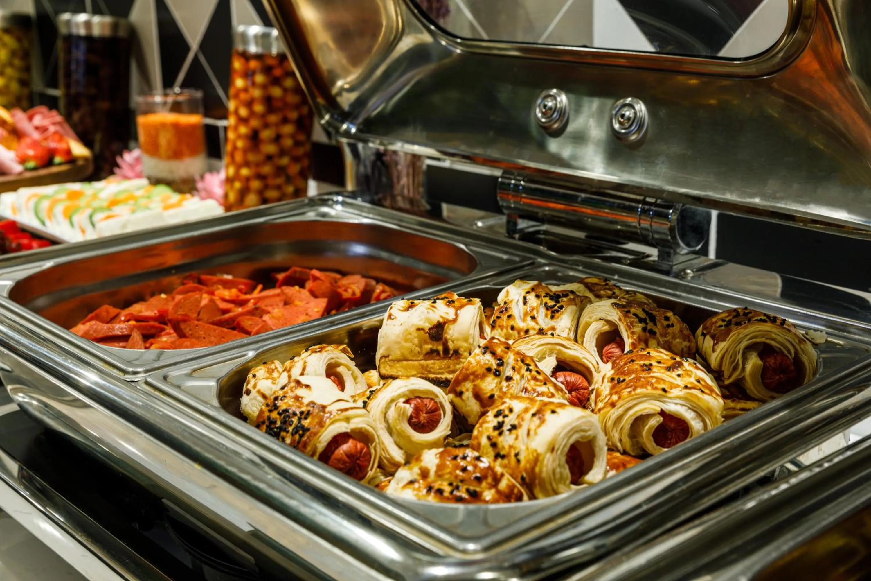 Breakfast in Euro Design Hotel